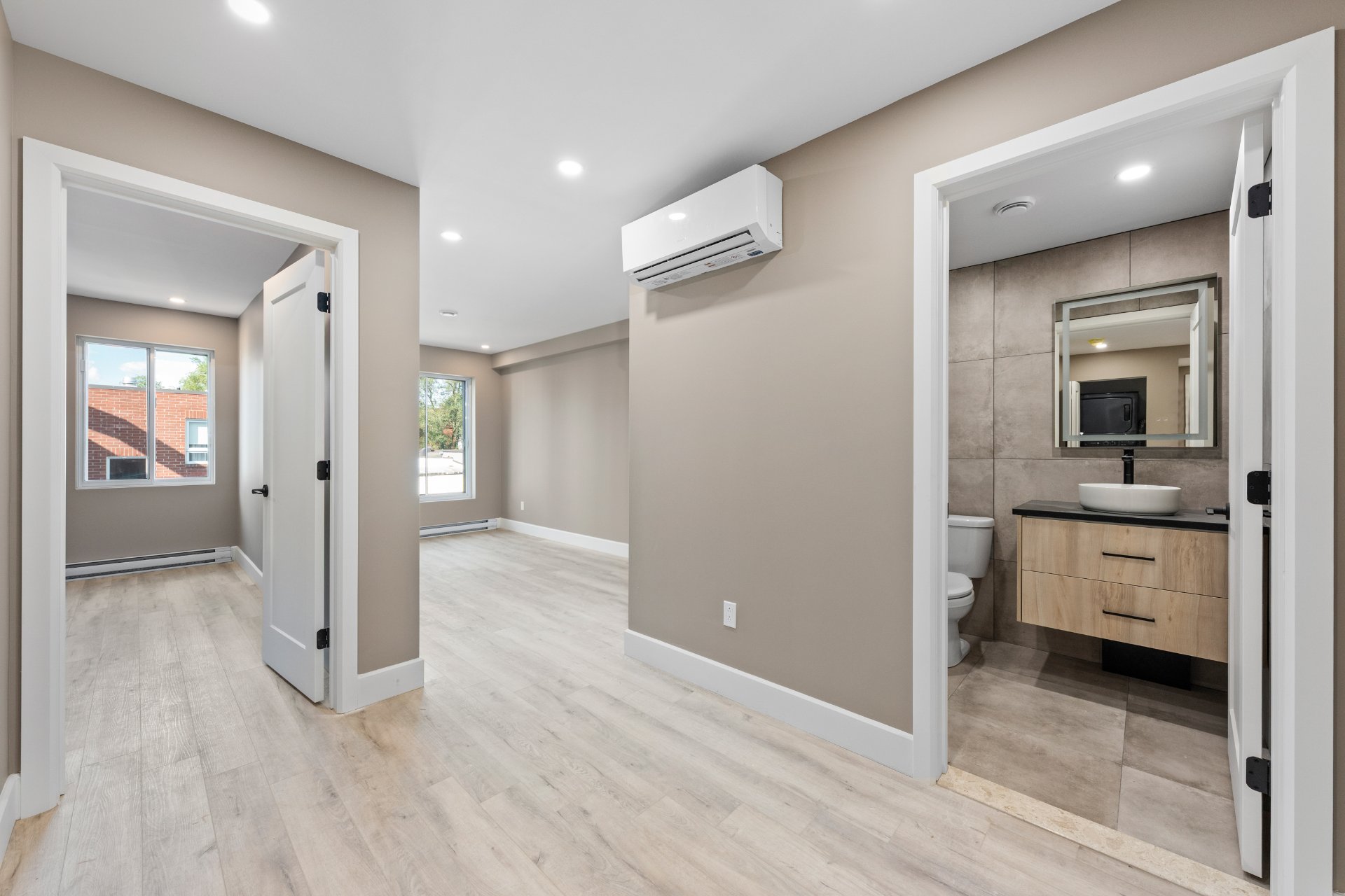Photo - Dining room