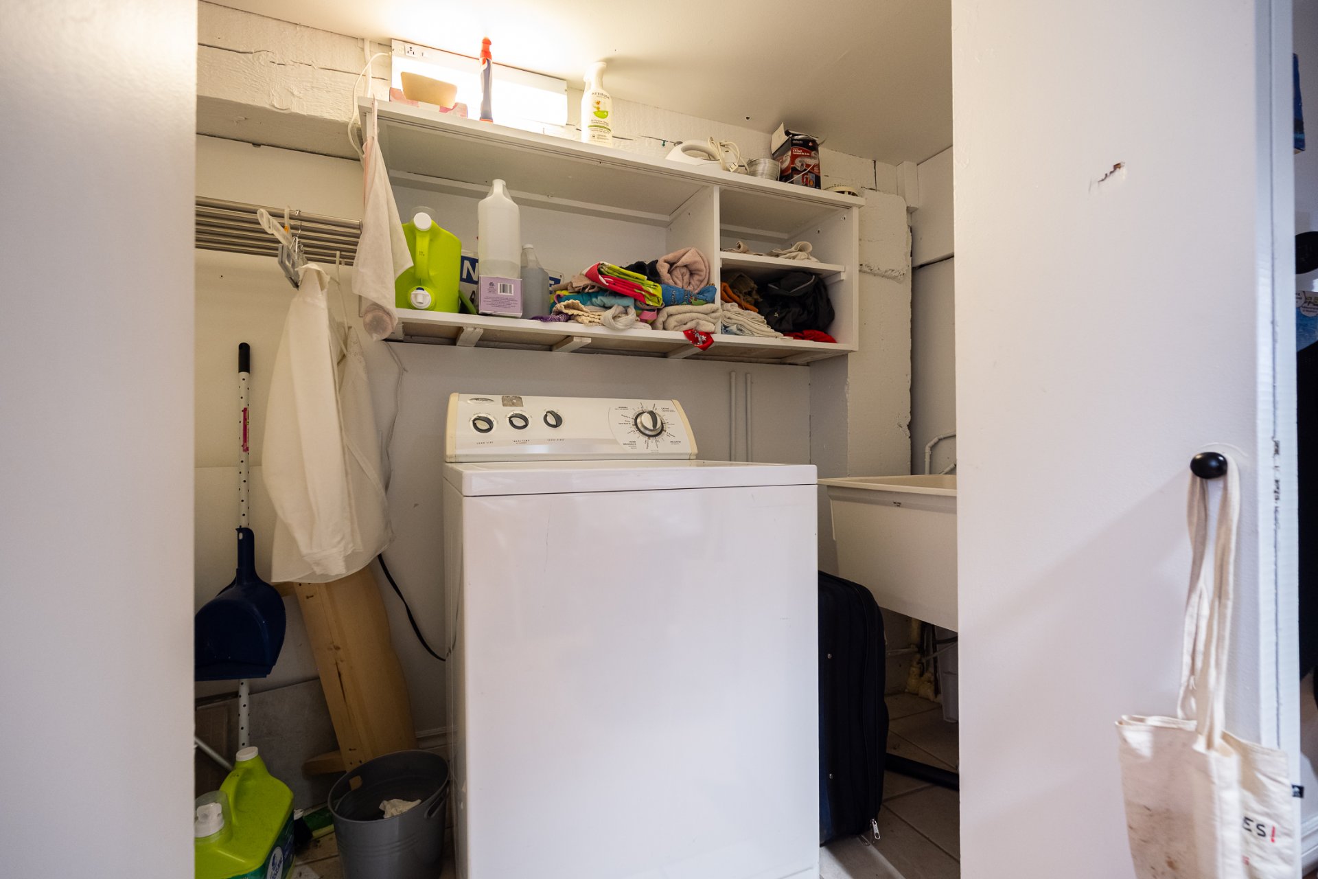 Photo - Laundry room