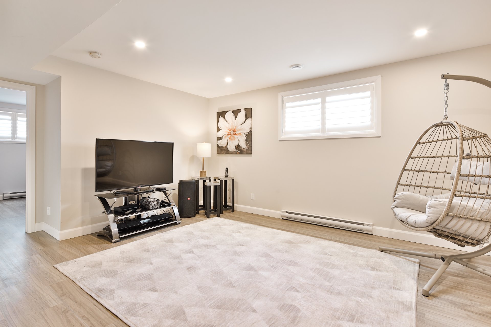 Photo - Family room