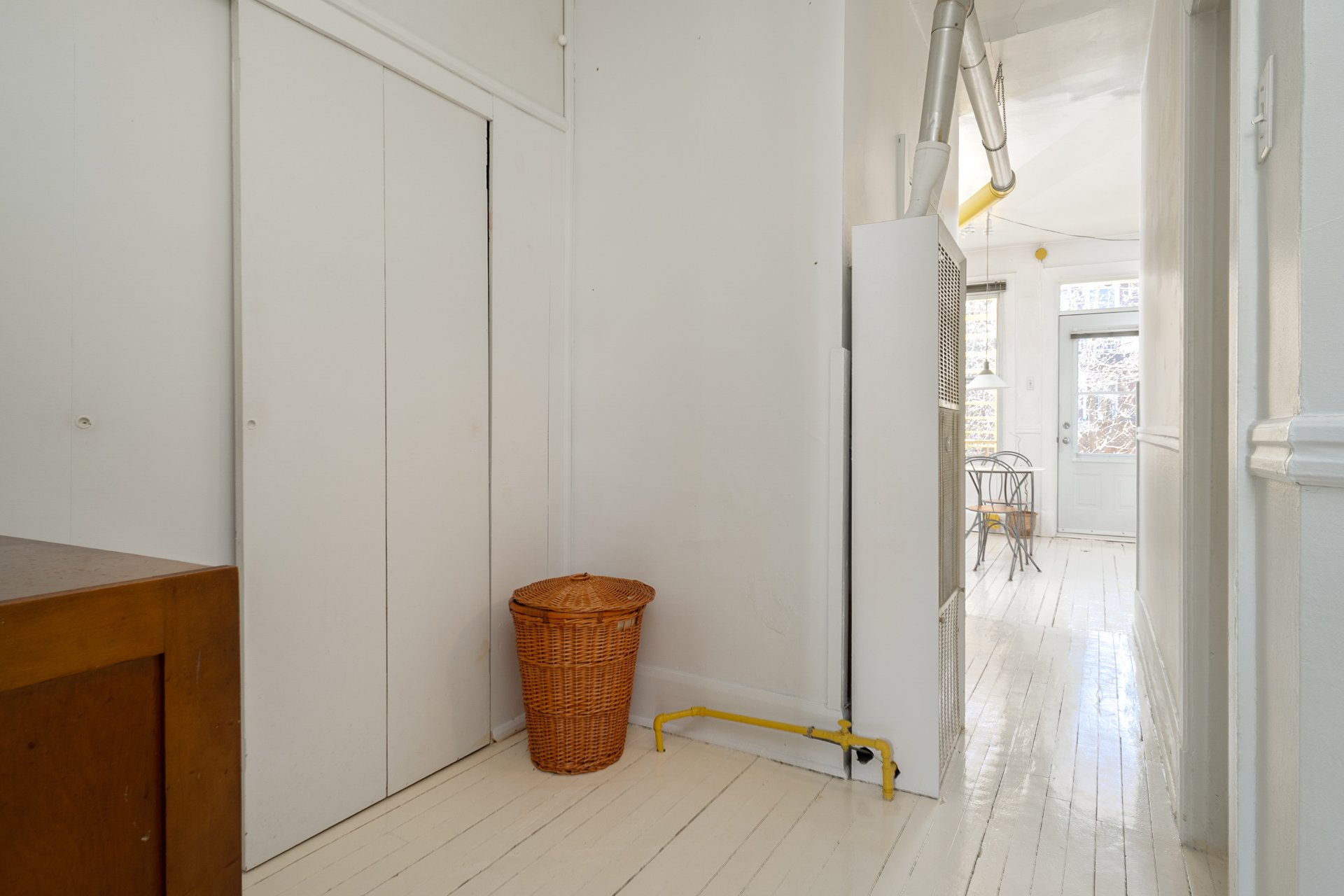 Photo - Hallway