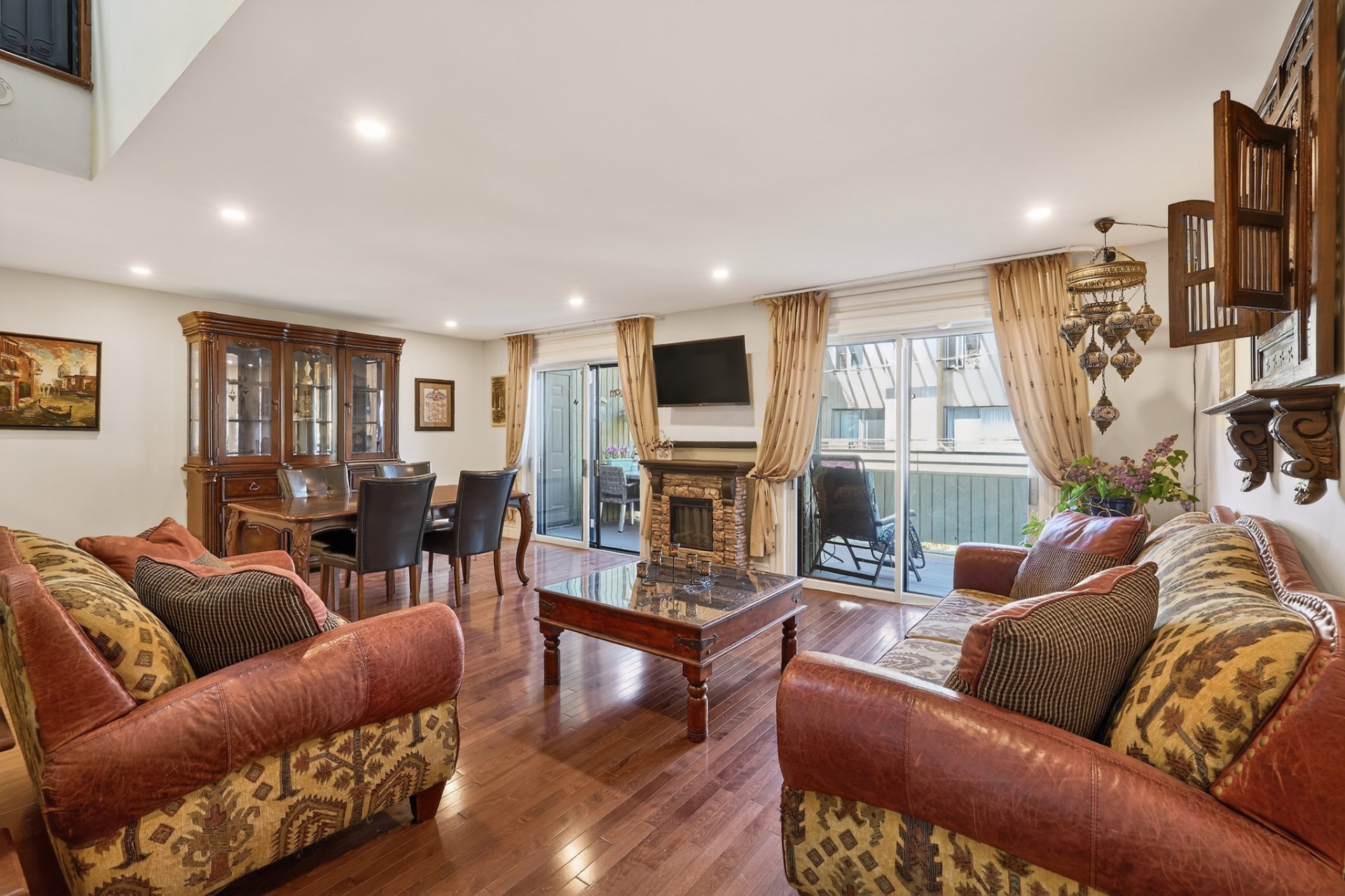Photo - Living room