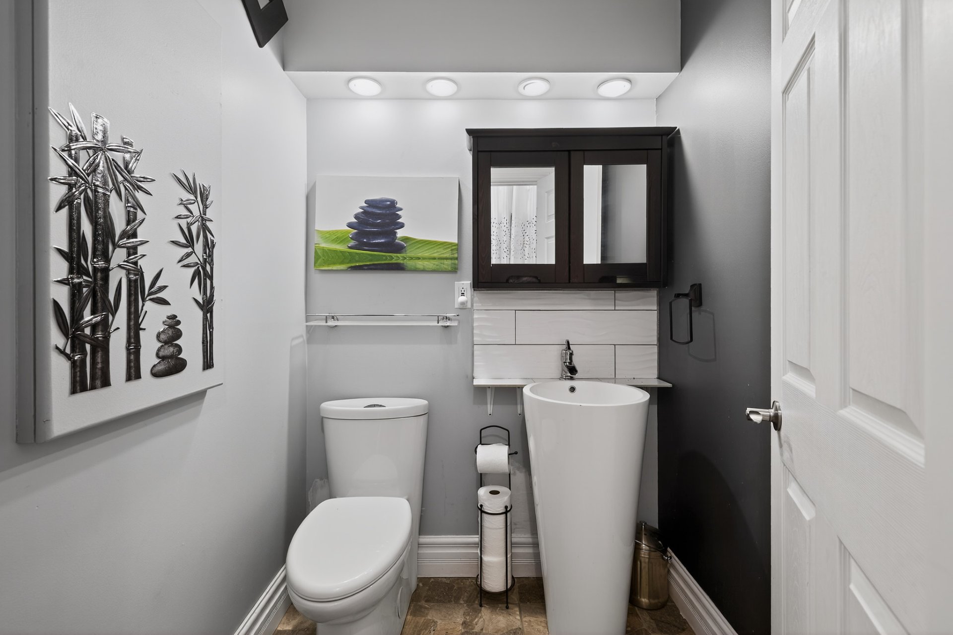 Photo - Washroom