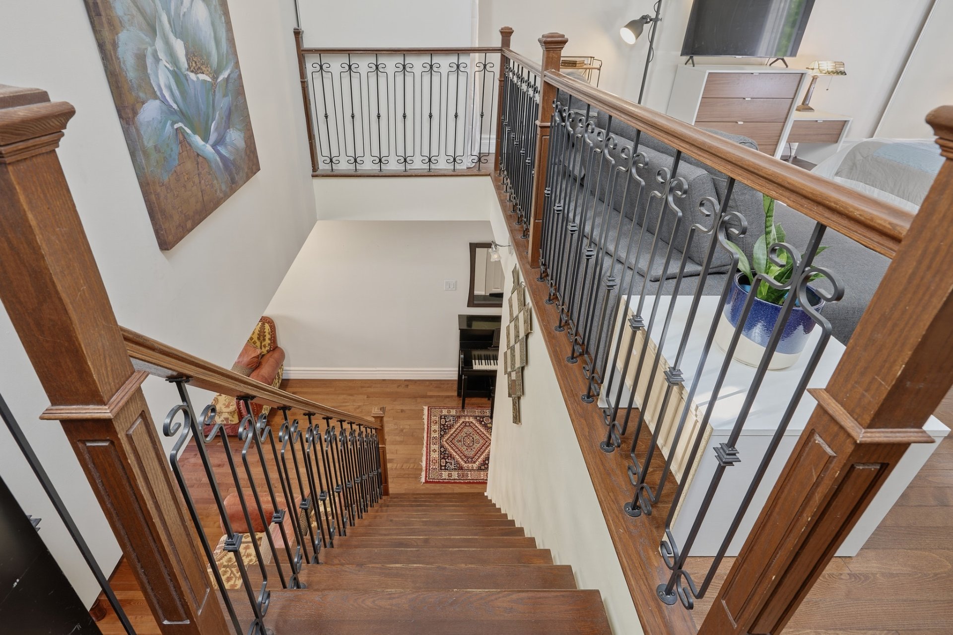 Photo - Staircase