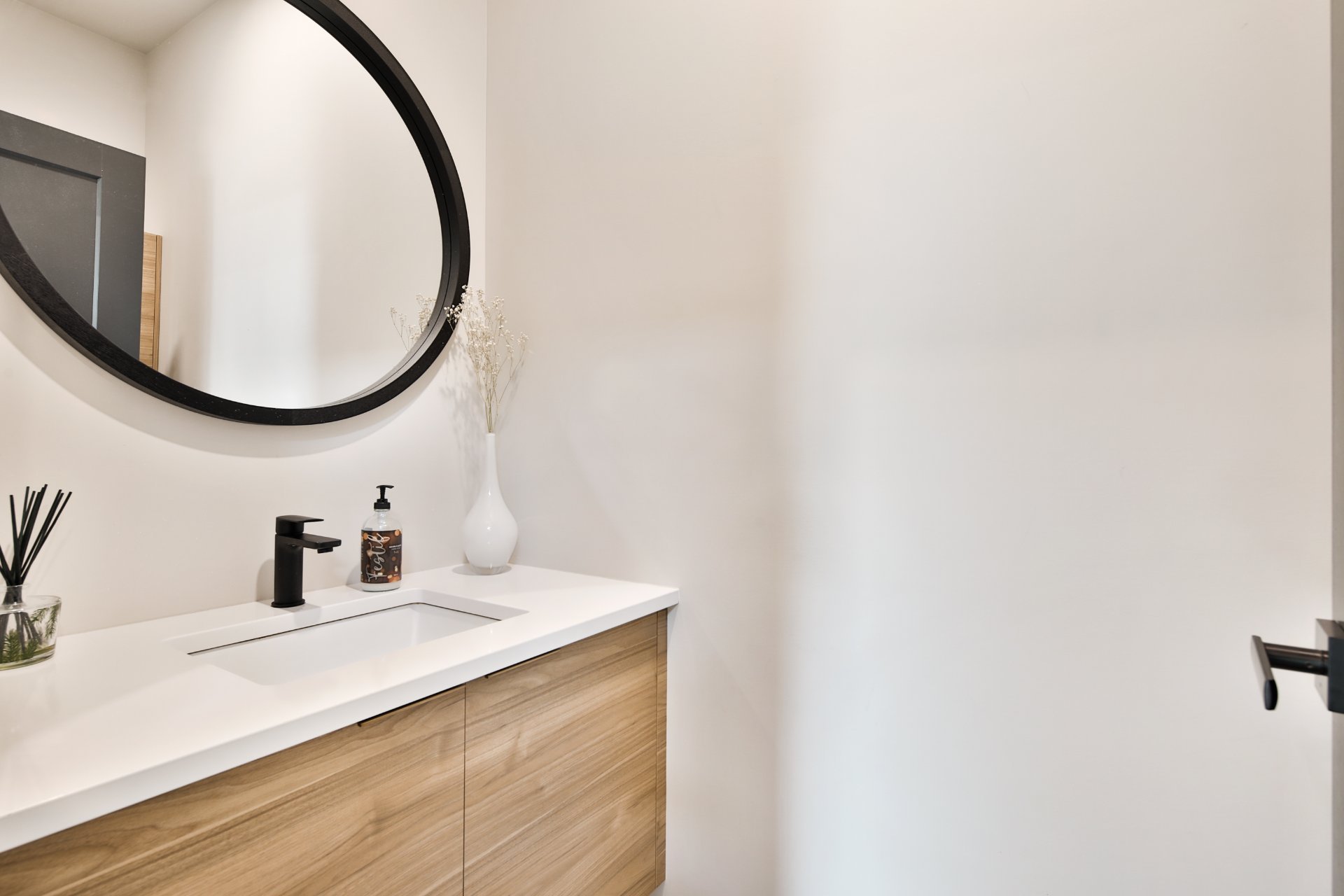 Photo - Washroom