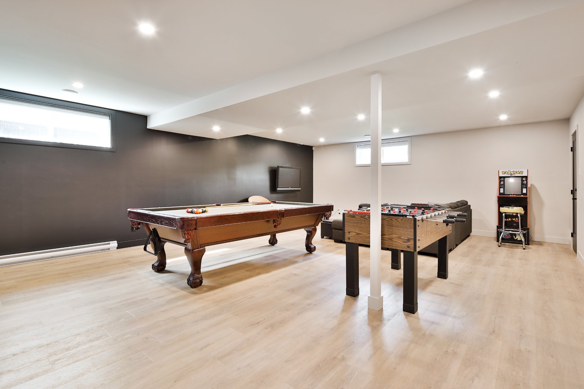 Photo - Family room