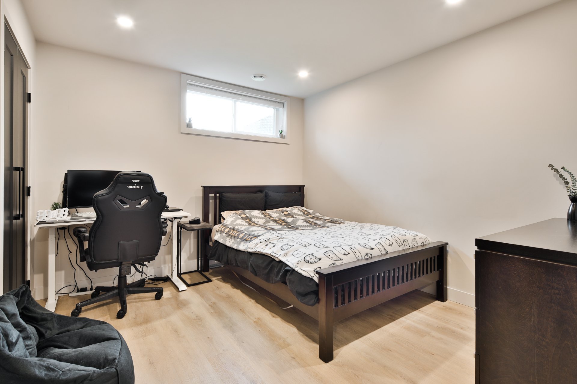 Photo - Bedroom