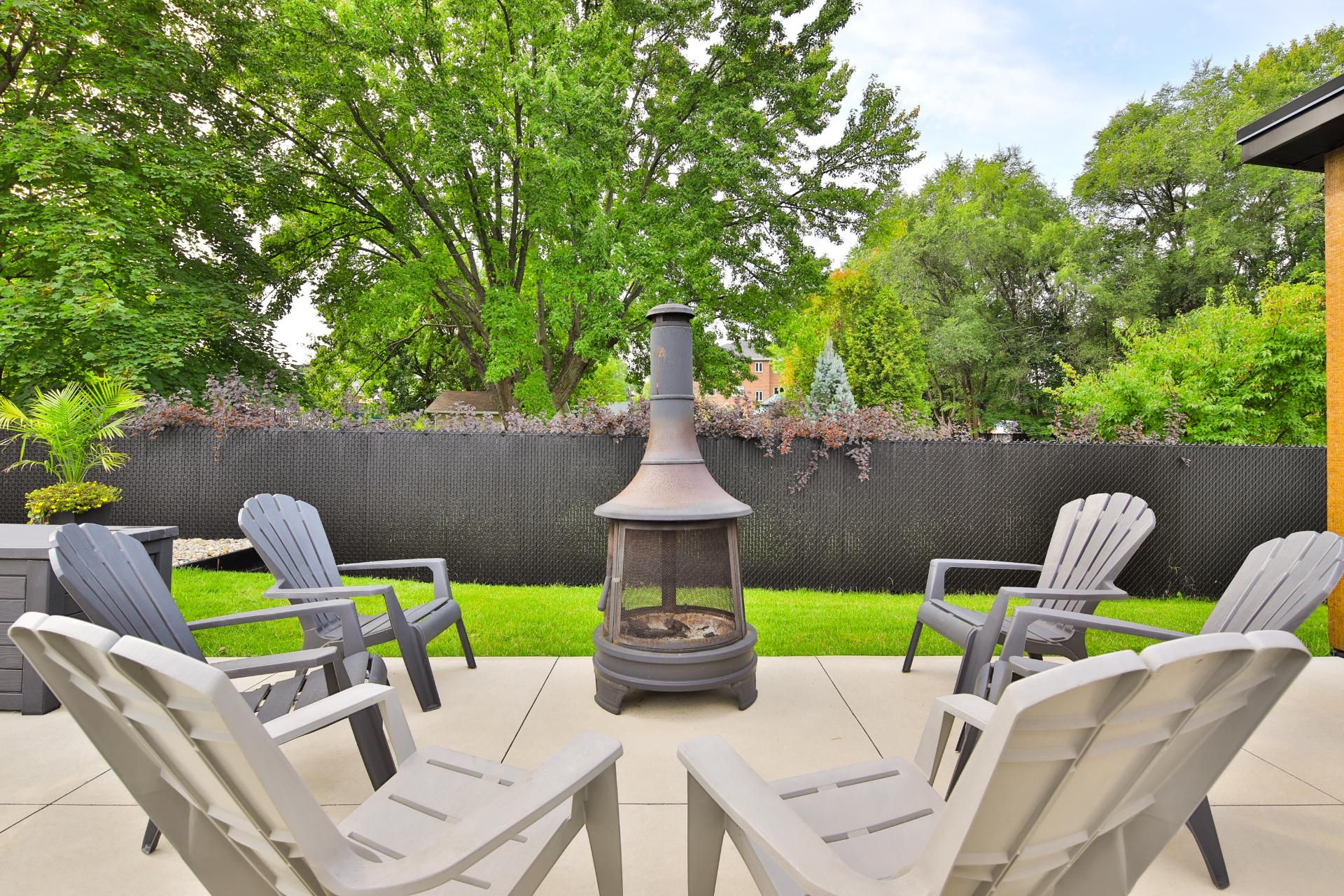 Photo - Backyard