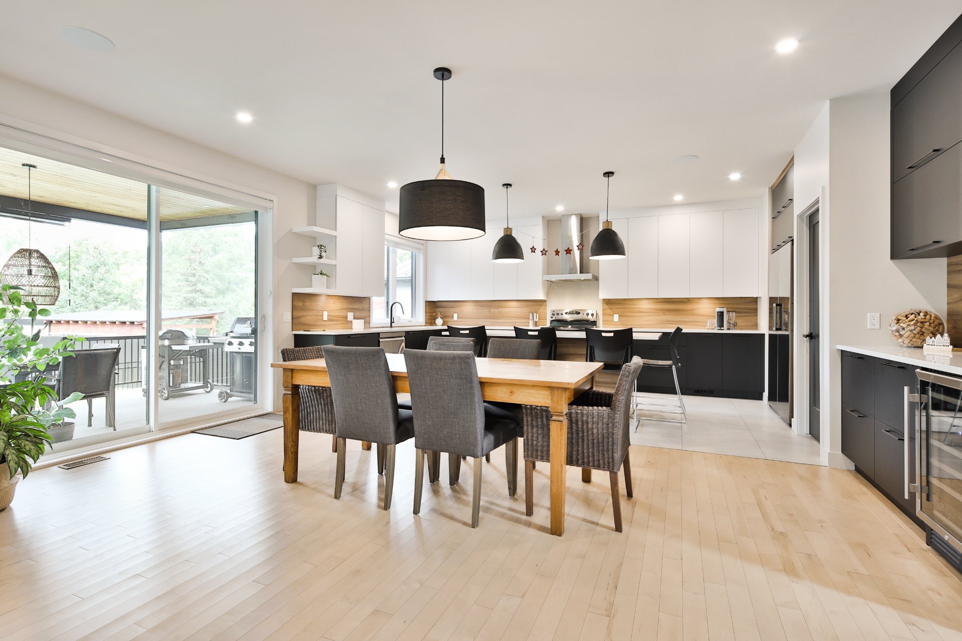 Photo - Dining room