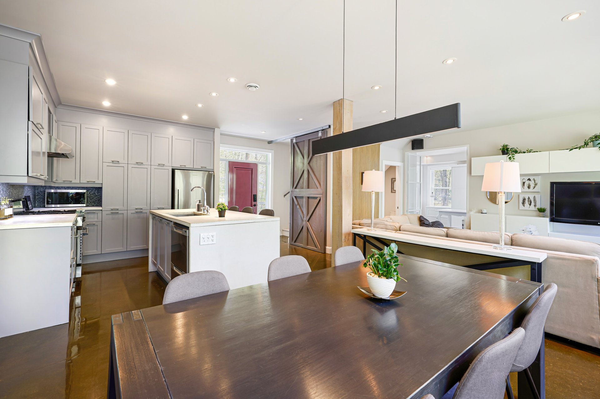 Photo - Dining room