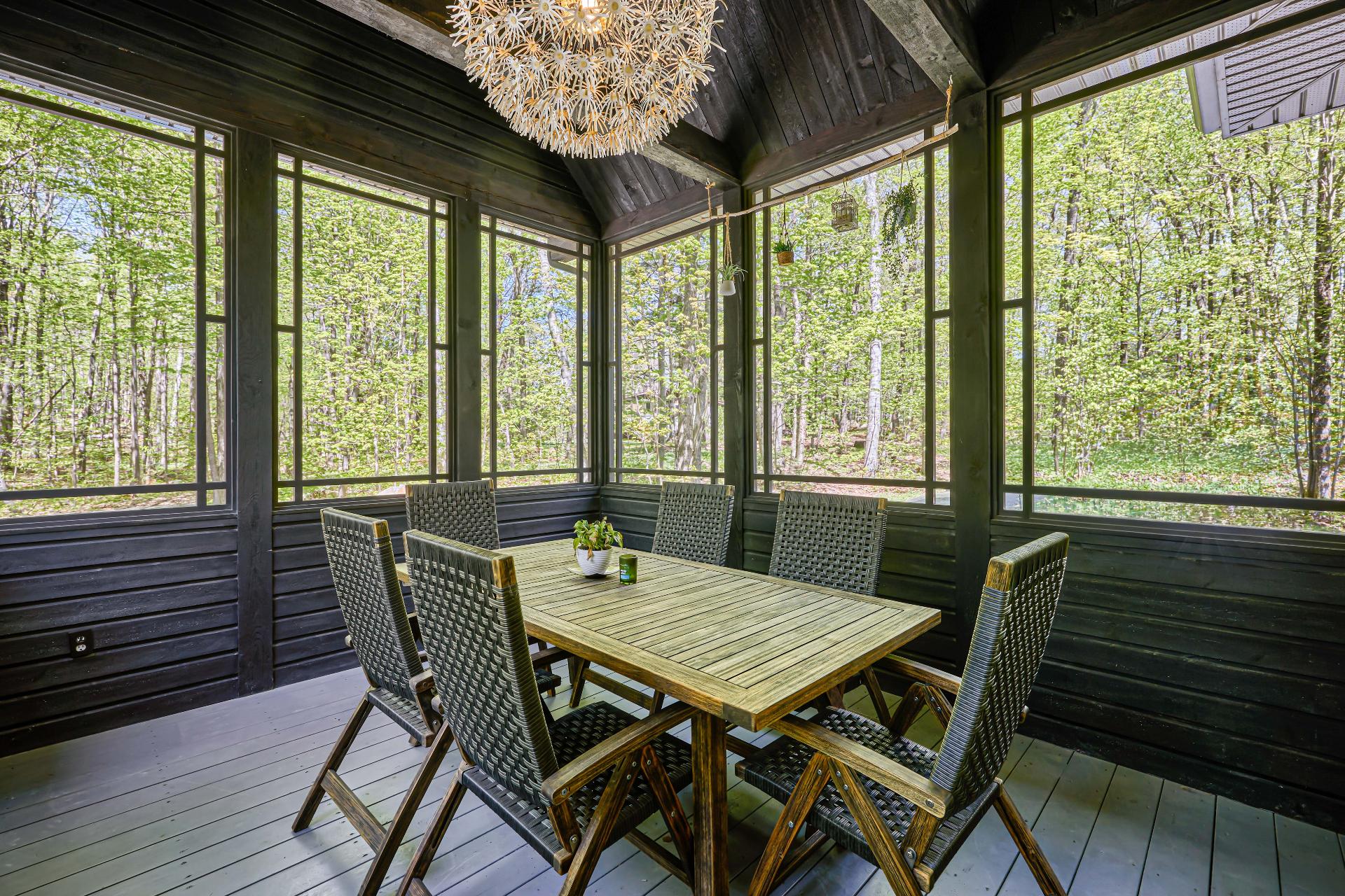 Photo - Veranda