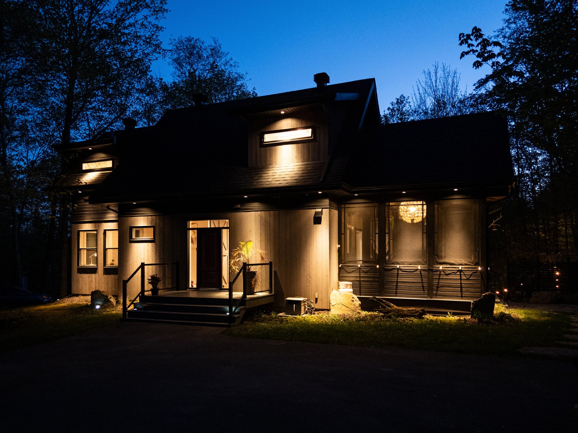 Photo - Frontage