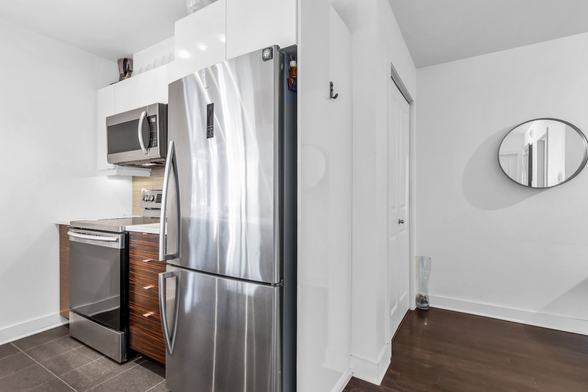 Photo - Kitchen