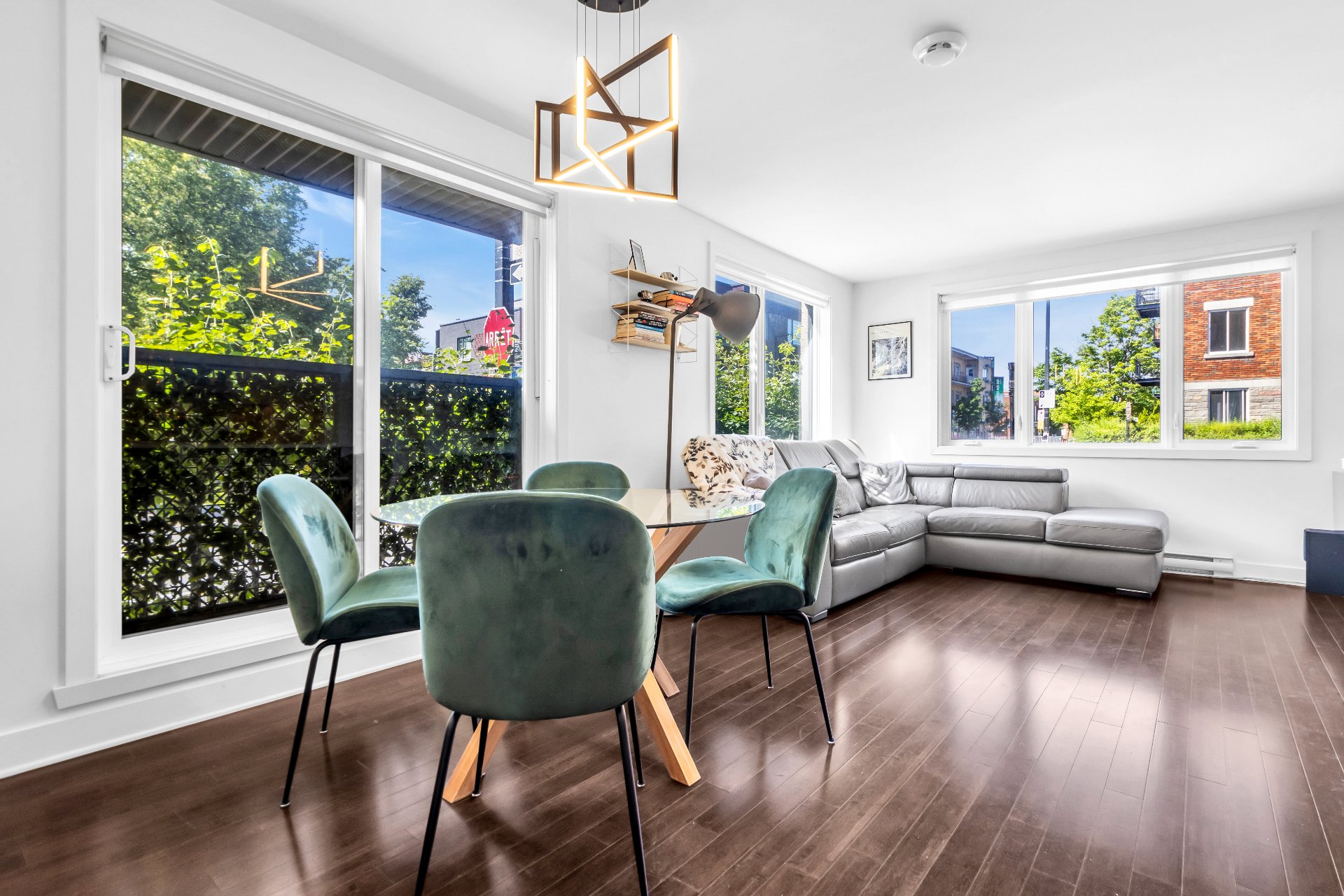 Photo - Dining room