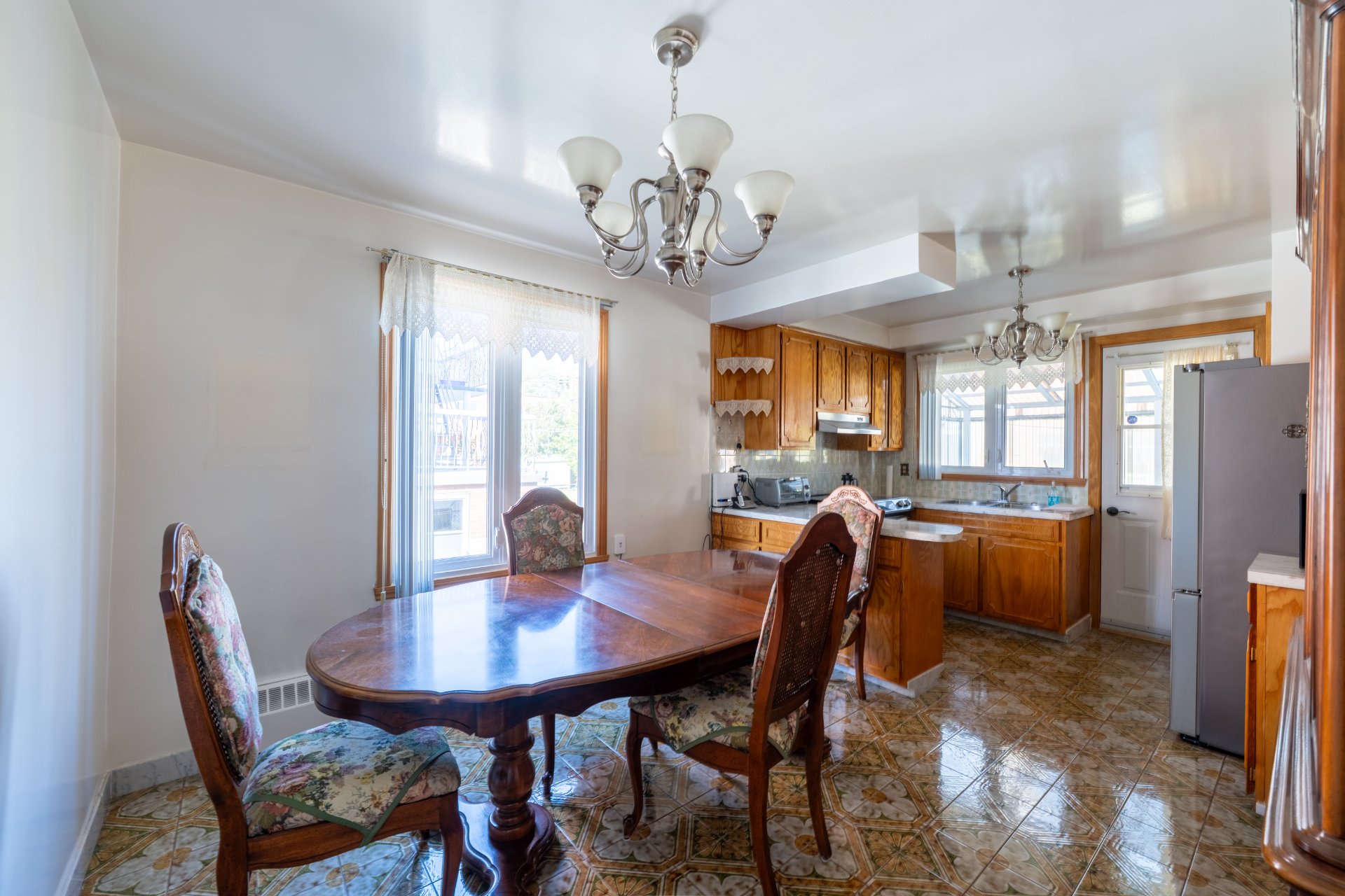 Photo - Salle à manger