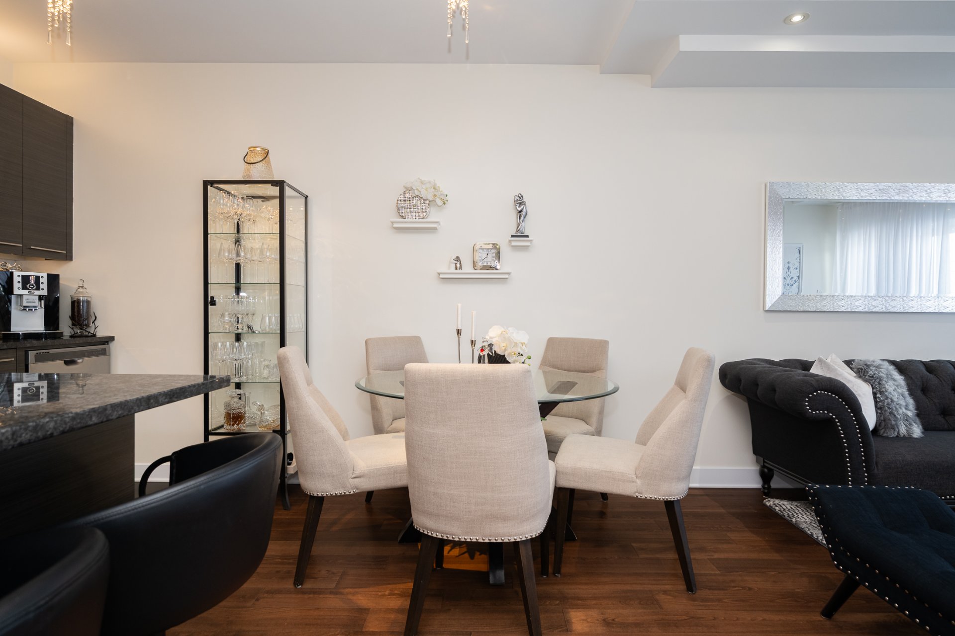 Photo - Salle à manger