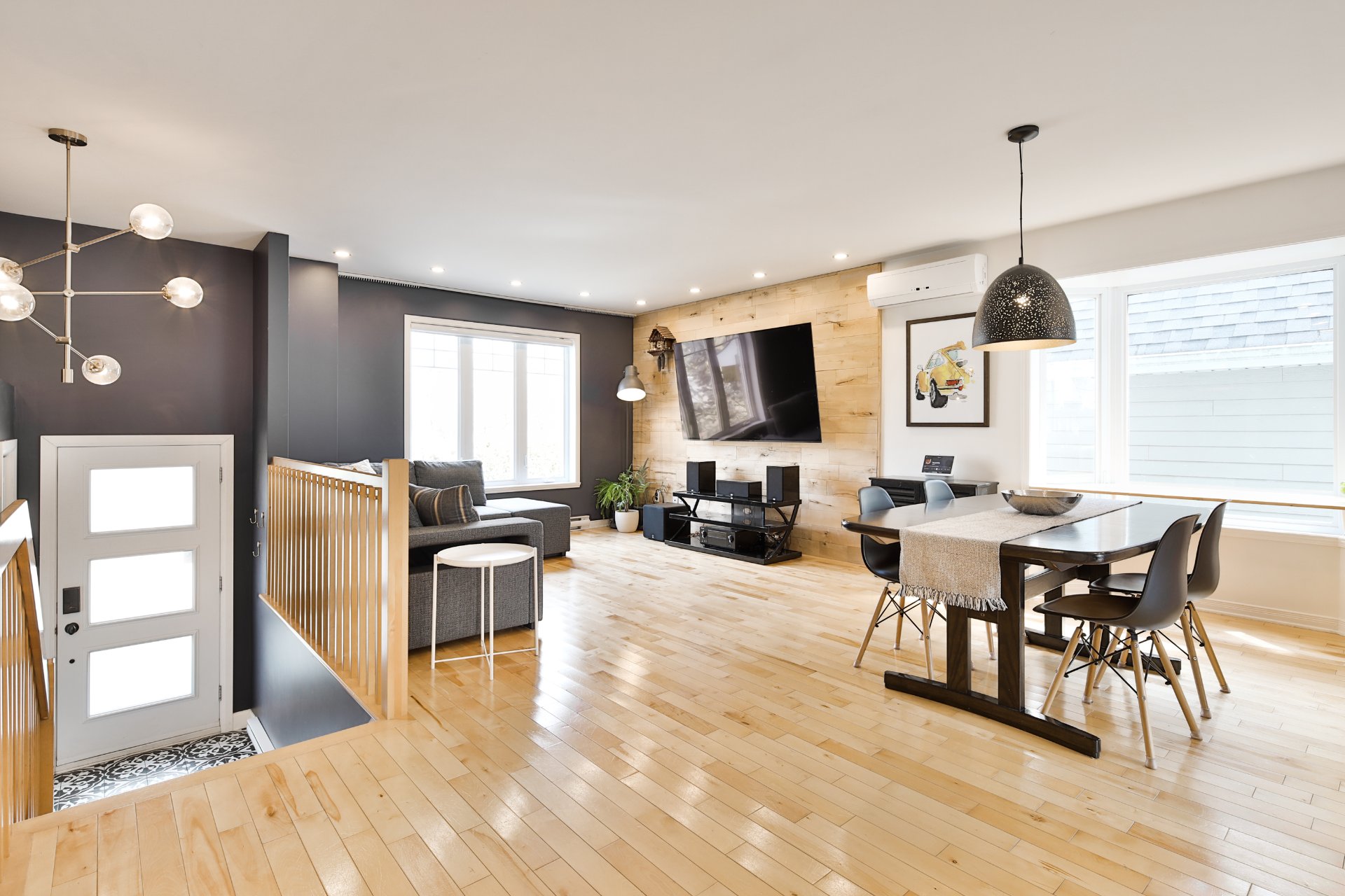 Photo - Overall View