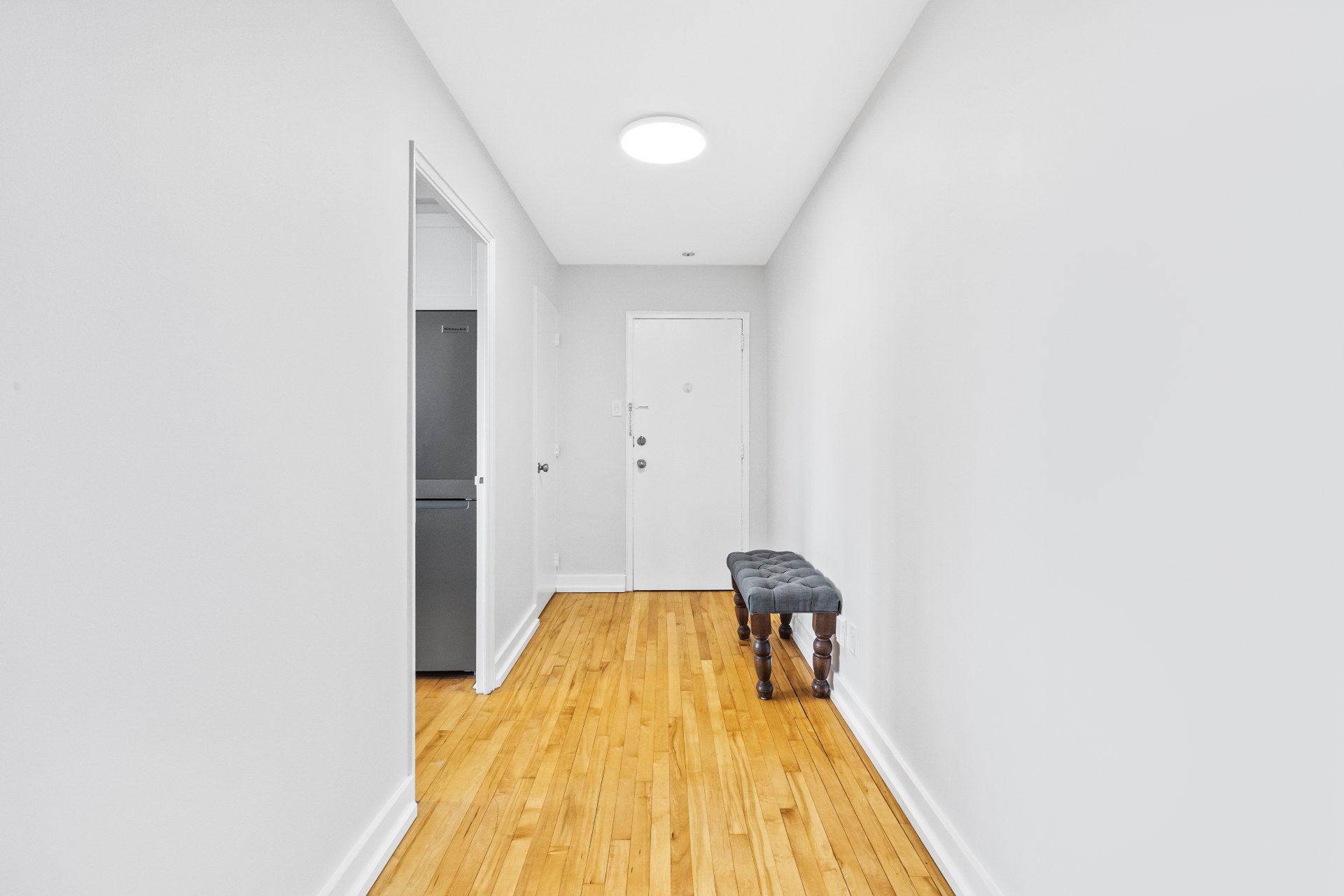 Photo - PASAGEWAY