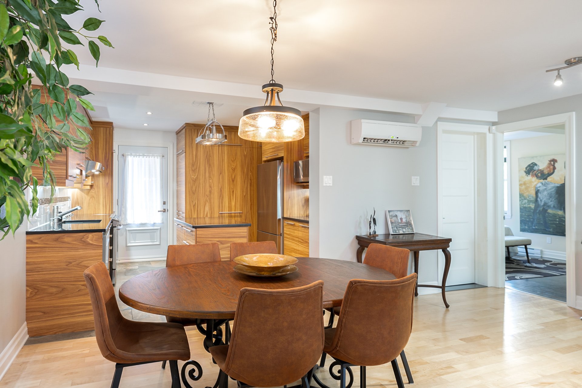 Photo - Dining room