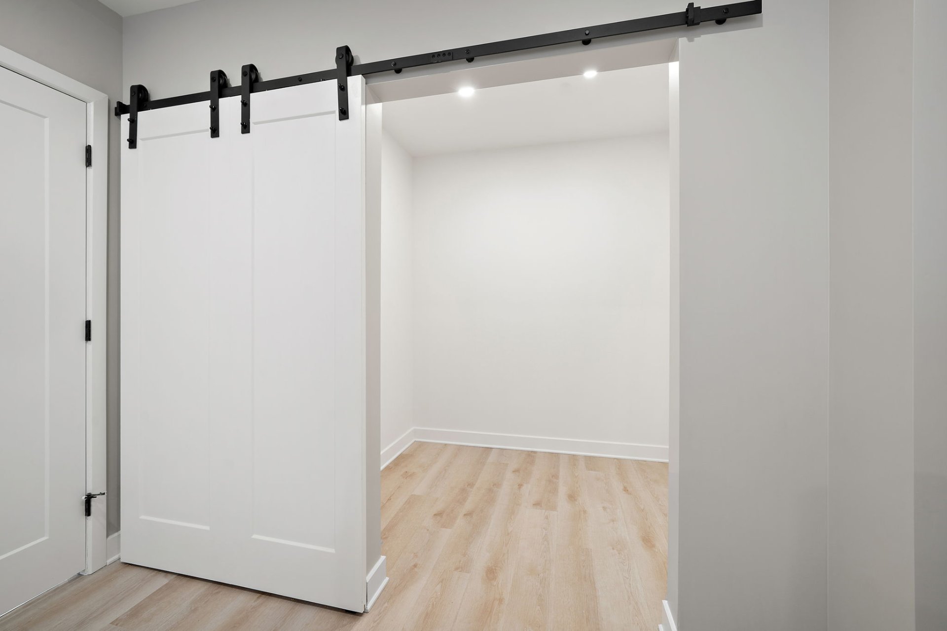 Photo - Penderie (Walk-in)