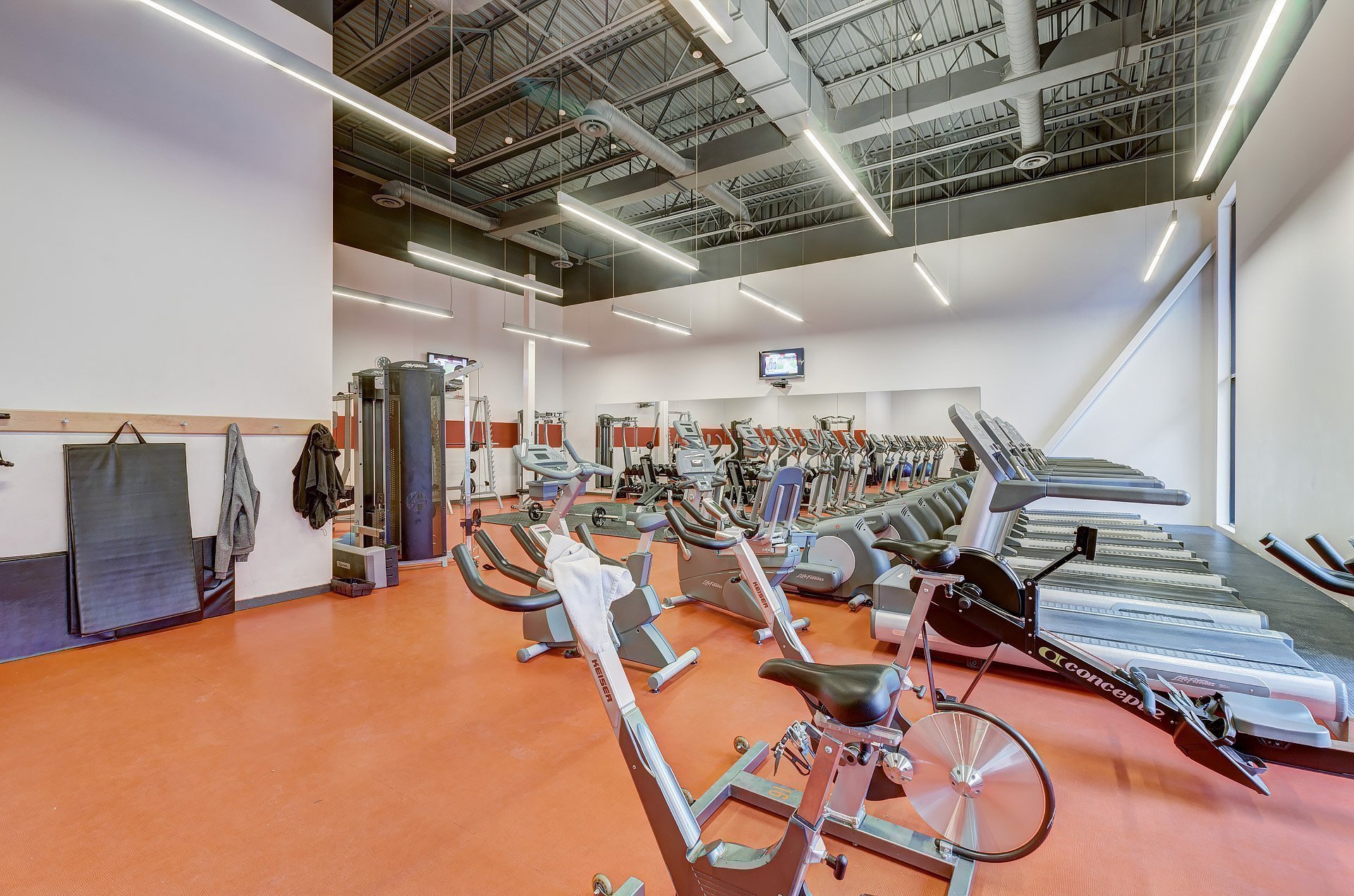 Photo - Exercise room