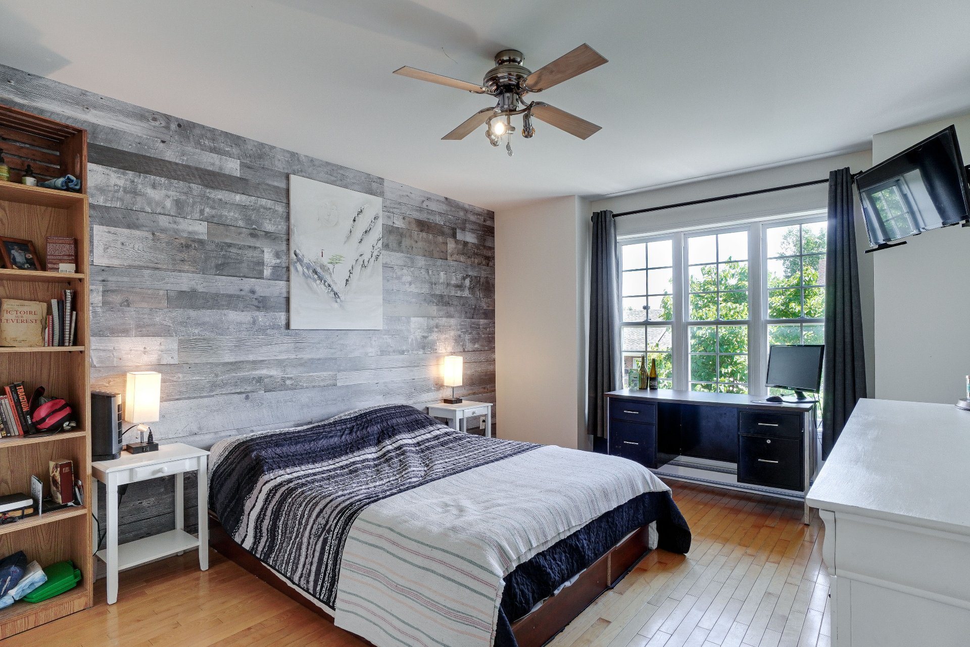 Photo - Primary bedroom