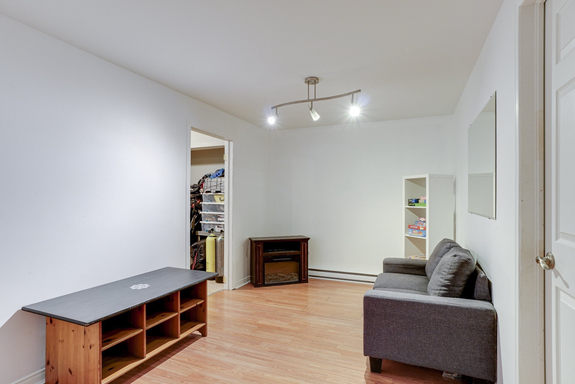 Photo - Family room