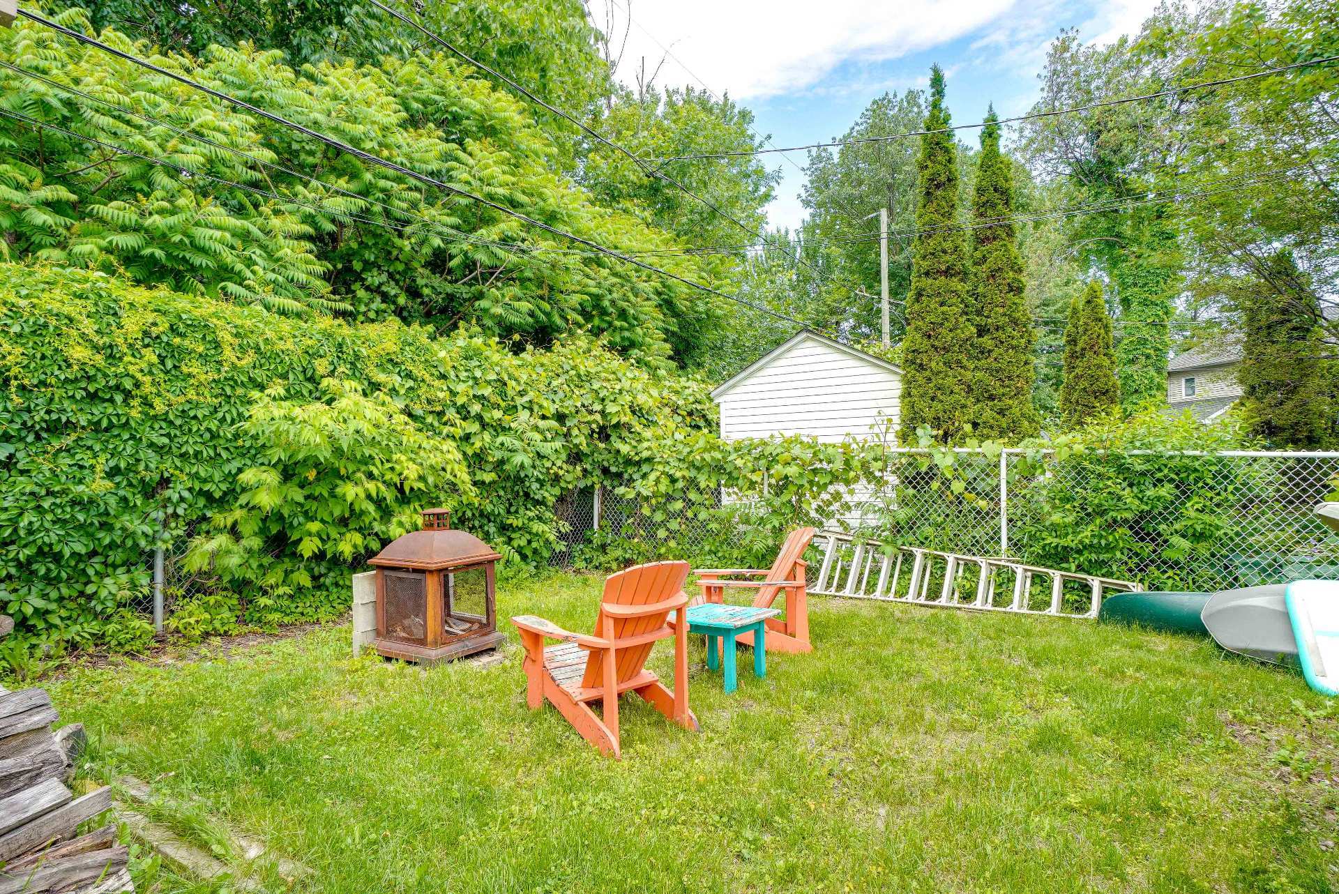 Photo - Backyard