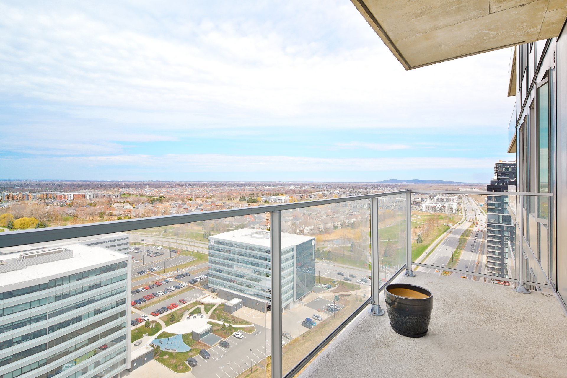 Photo - Balcony