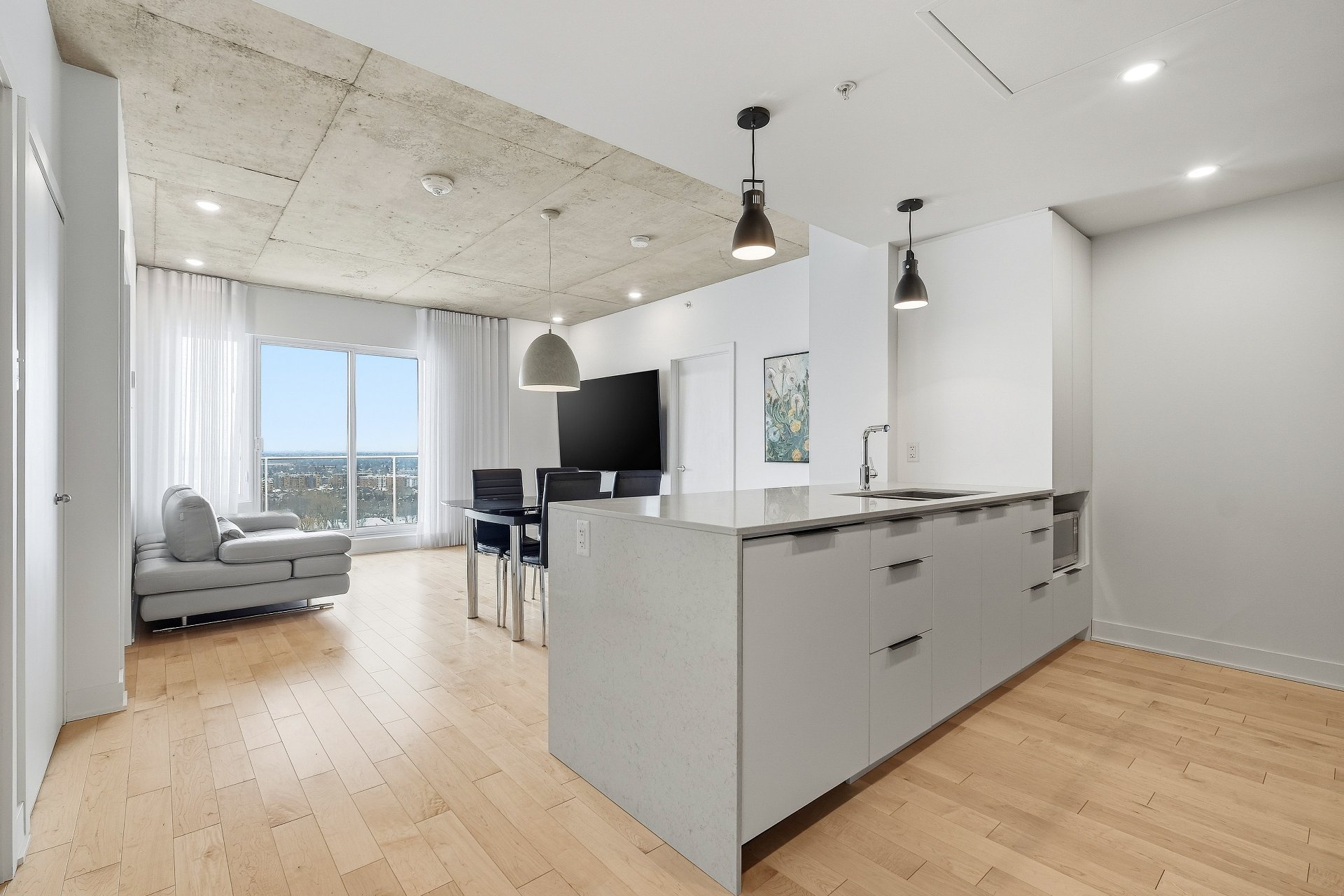 Photo - Kitchen