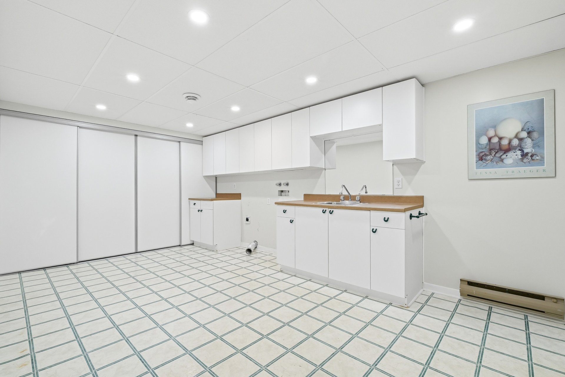 Photo - Laundry room