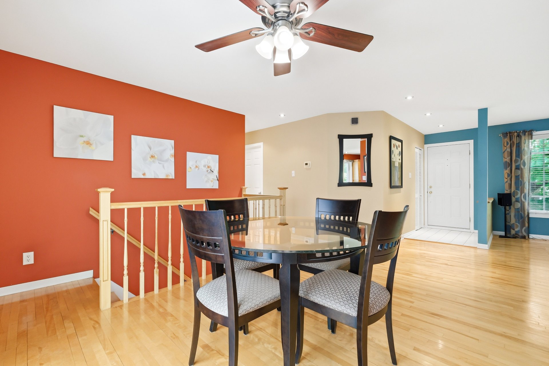 Photo - Dining room