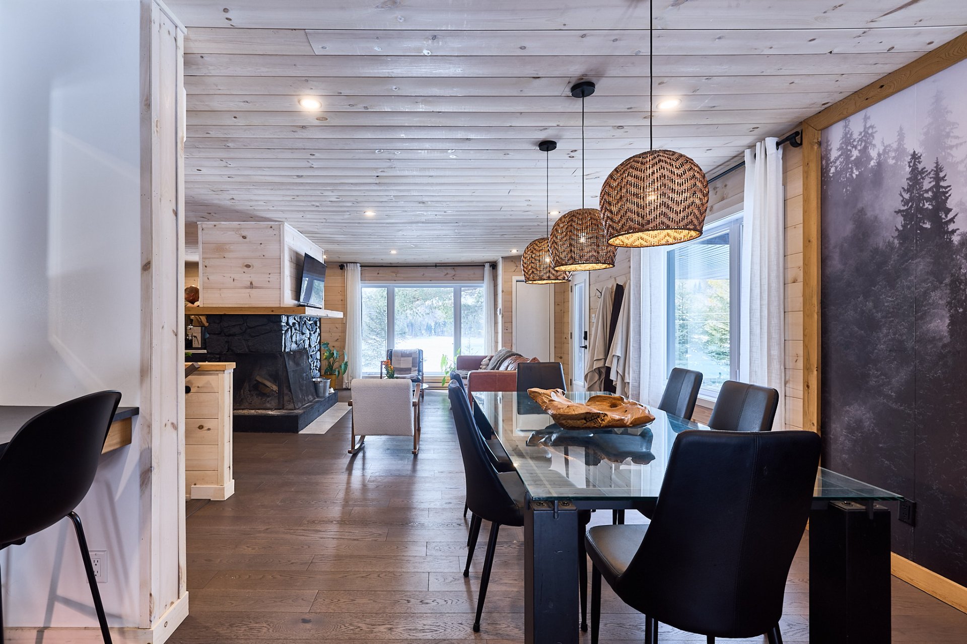 Photo - Overall View