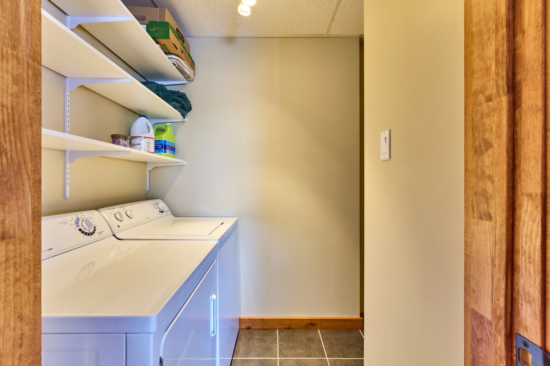 Photo - Laundry room