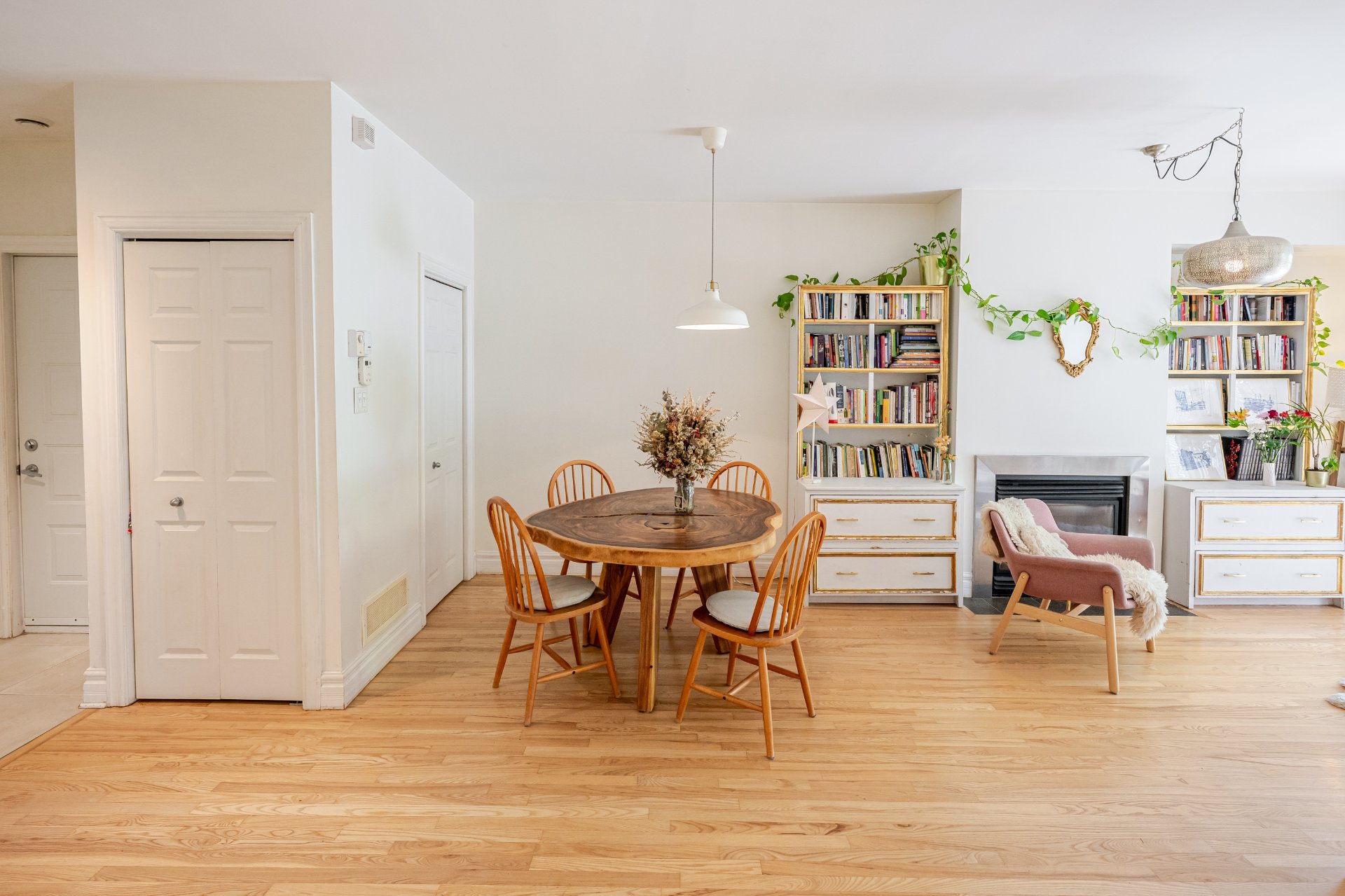 Photo - Dining room