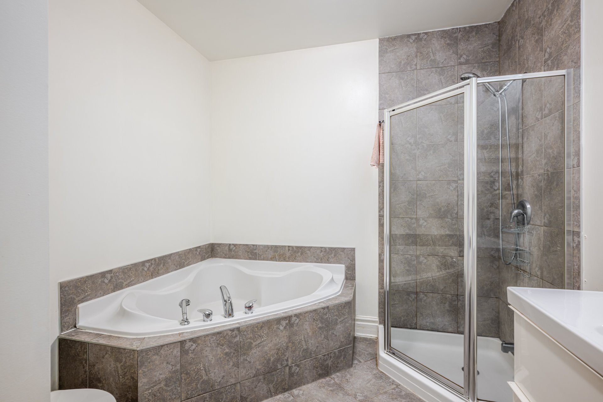Photo - Bathroom