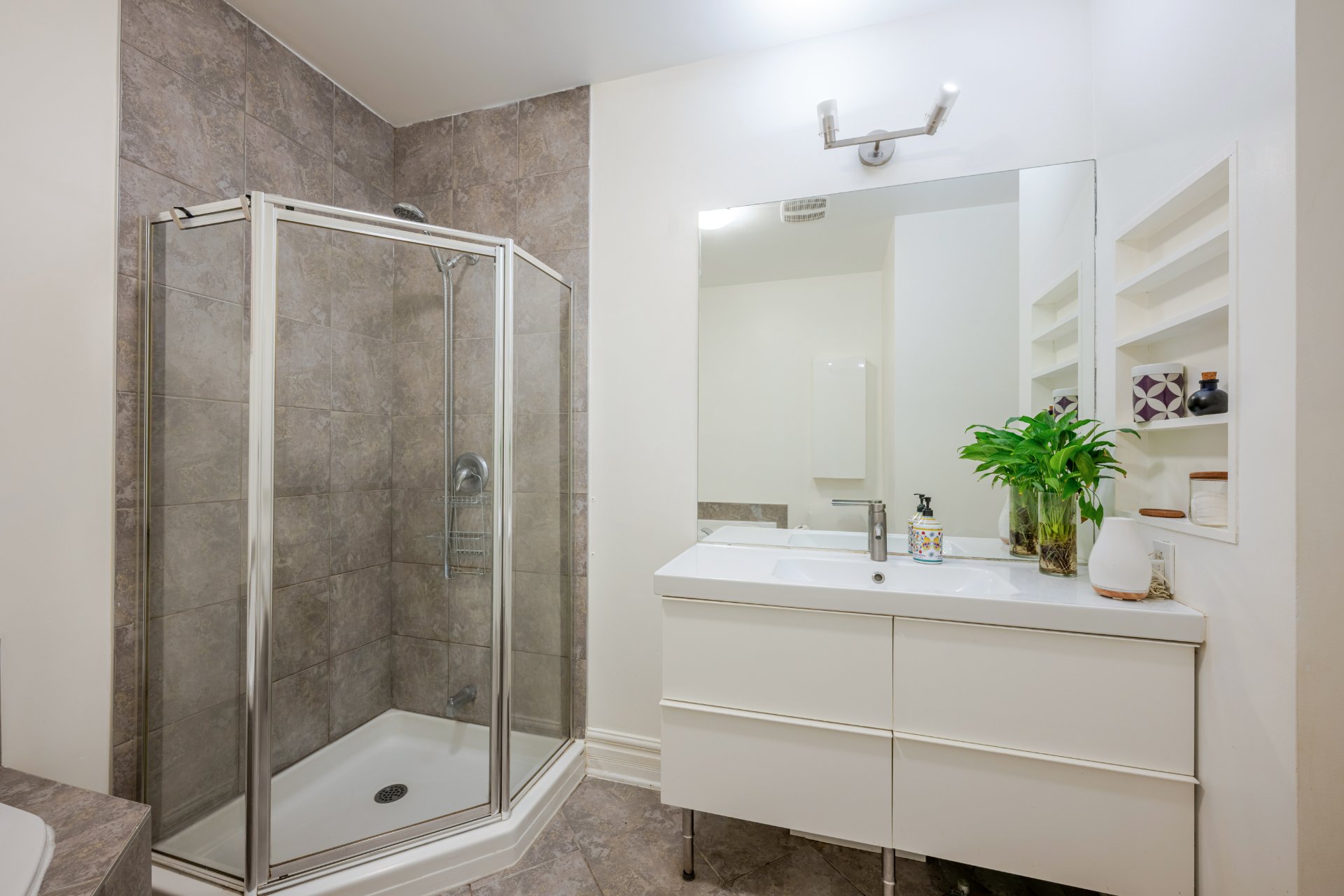 Photo - Bathroom