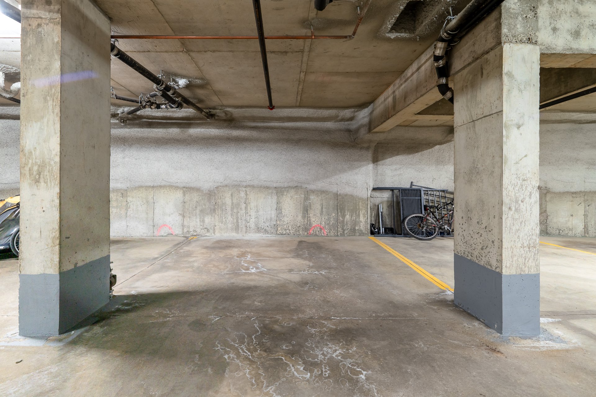 Photo - Stationnement