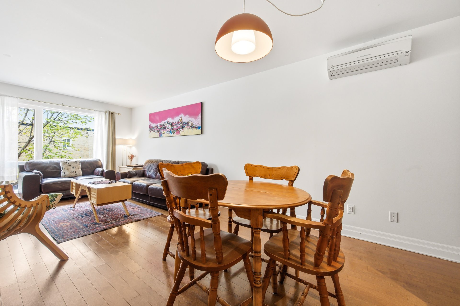 Photo - Salle à manger
