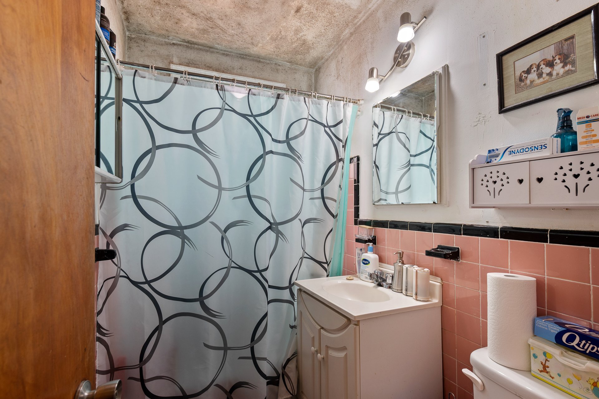 Photo - Bathroom