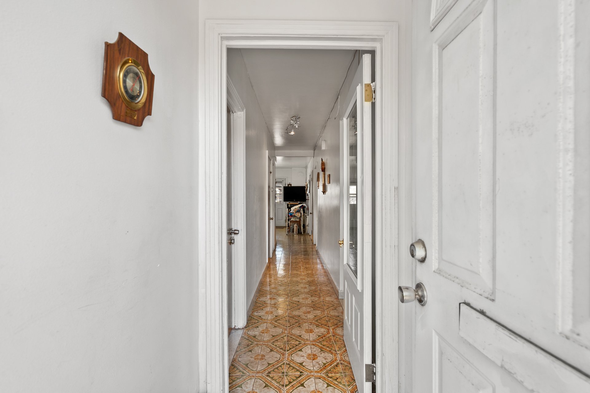 Photo - Hallway