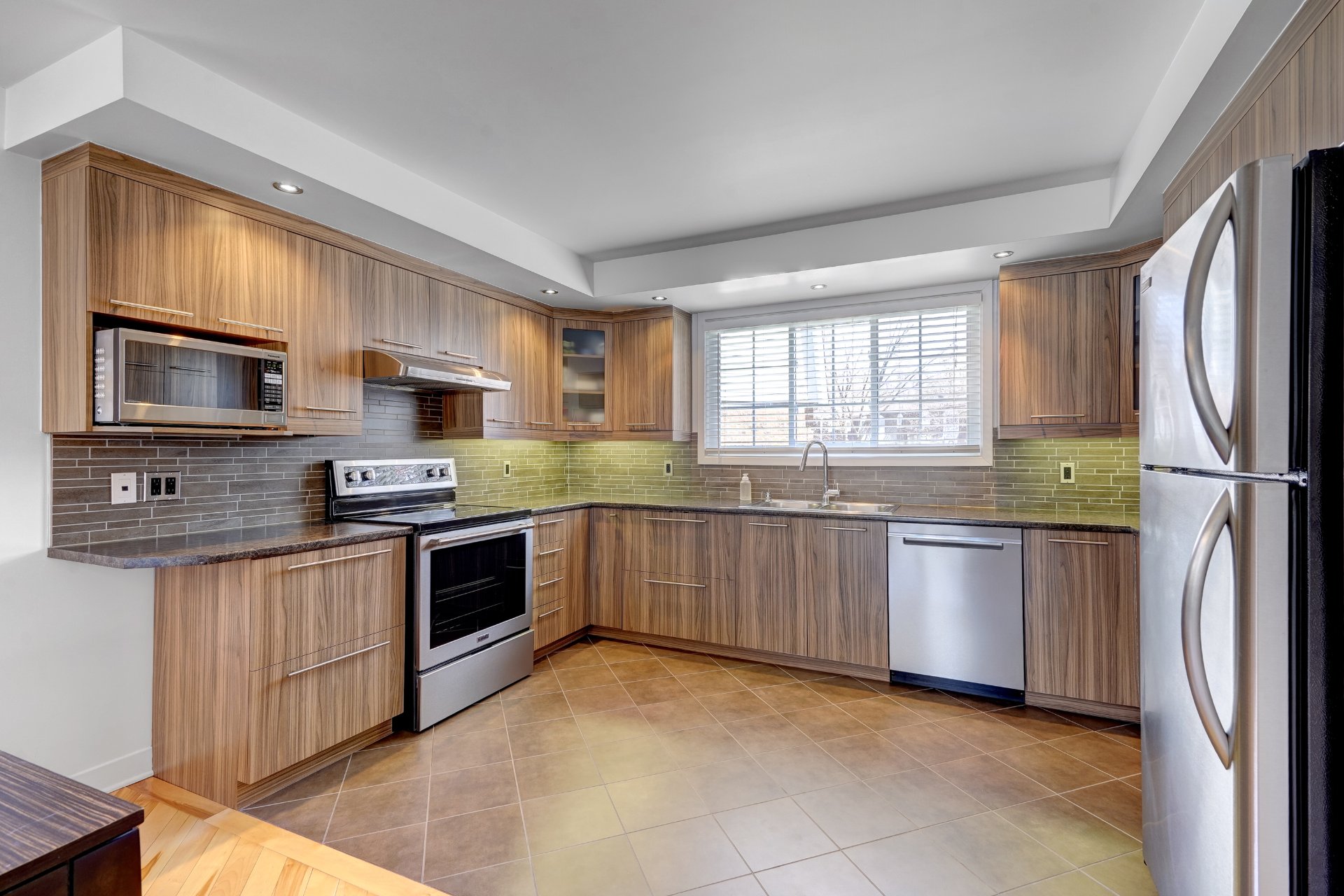 Photo - Kitchen