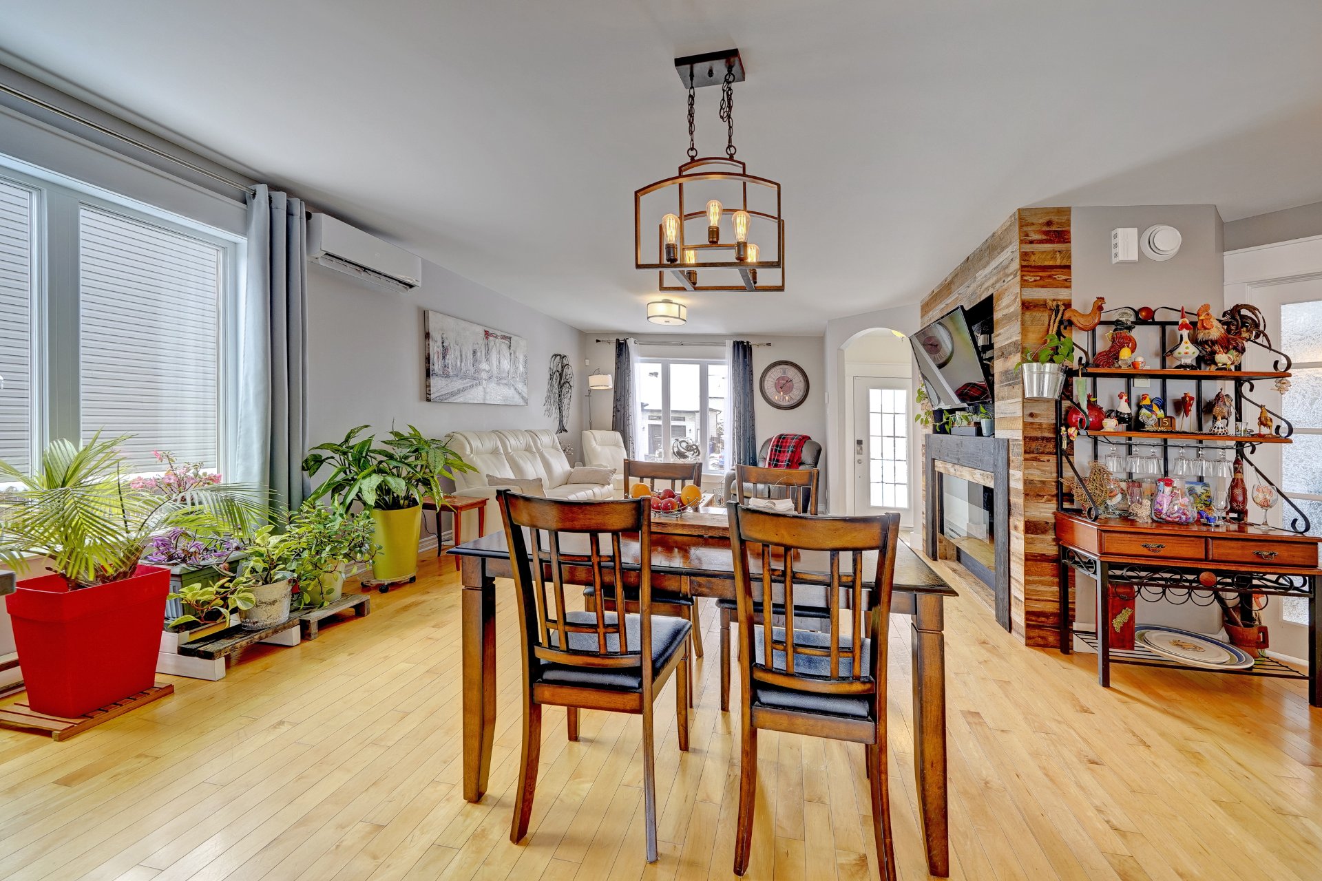 Photo - Salle à manger