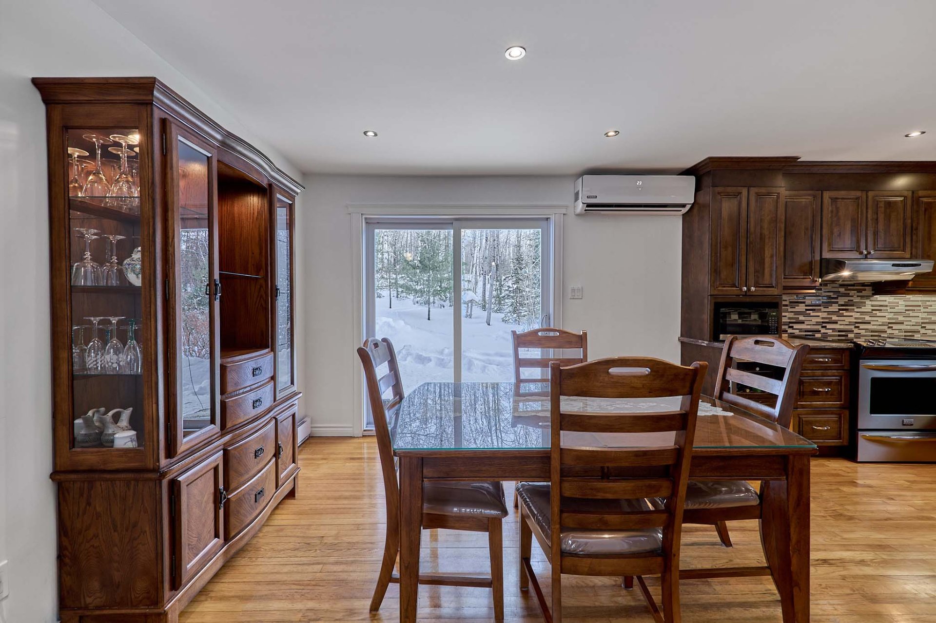 Photo - Salle à manger