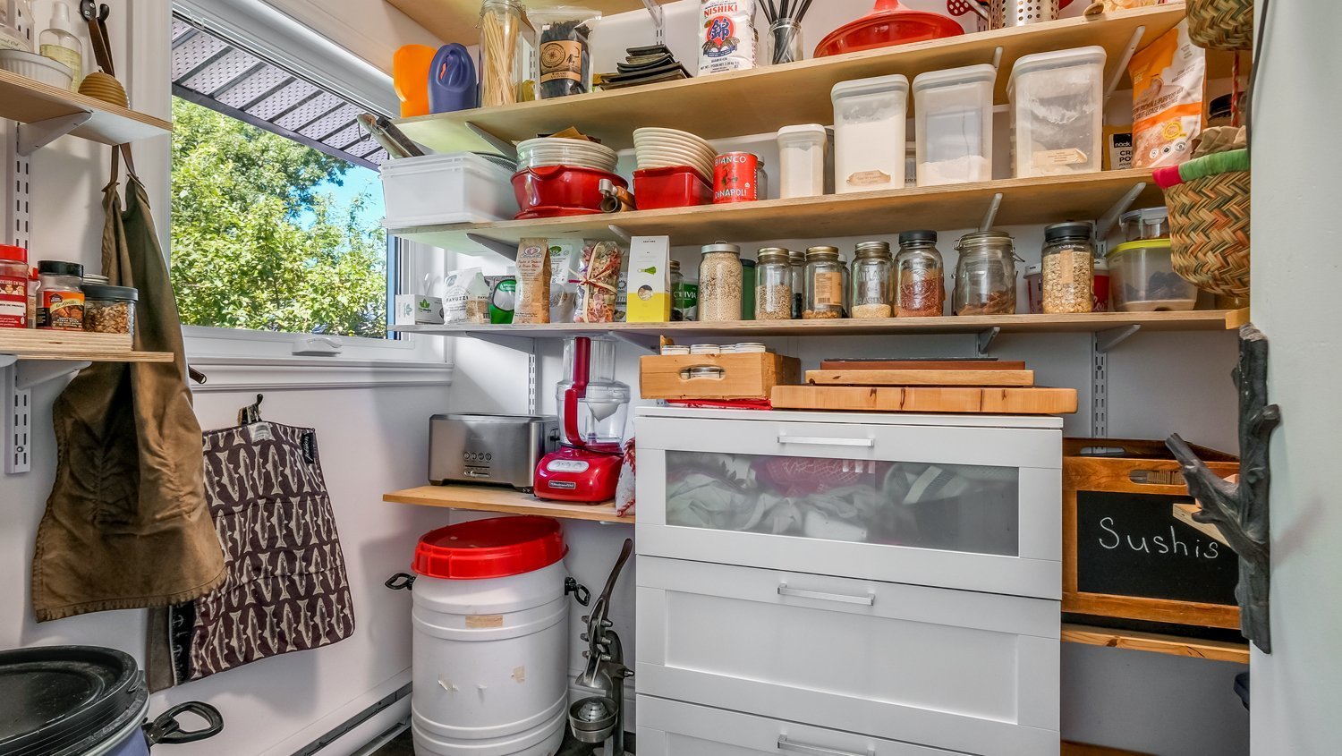 Photo - Walk-in closet