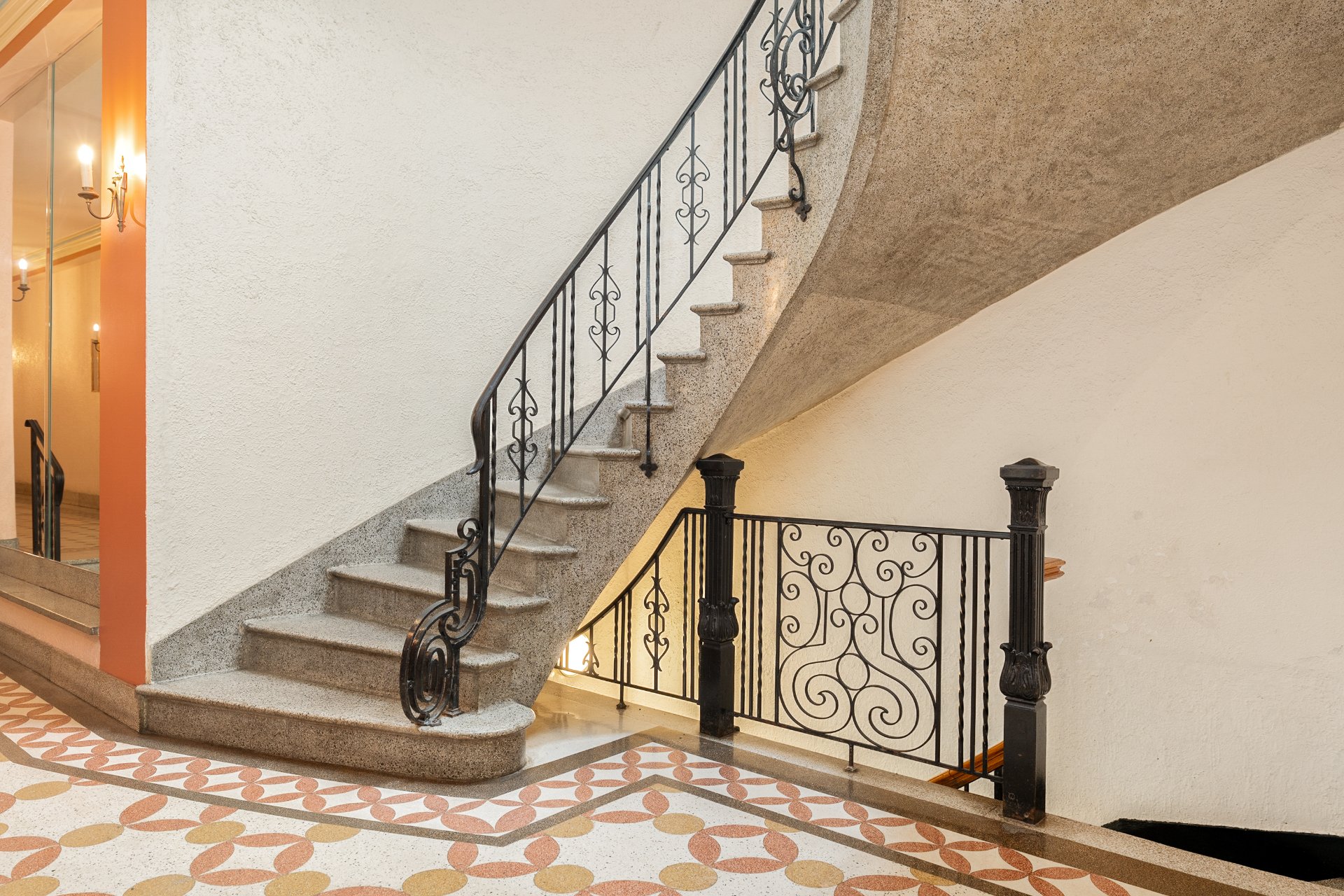 Photo - Escalier