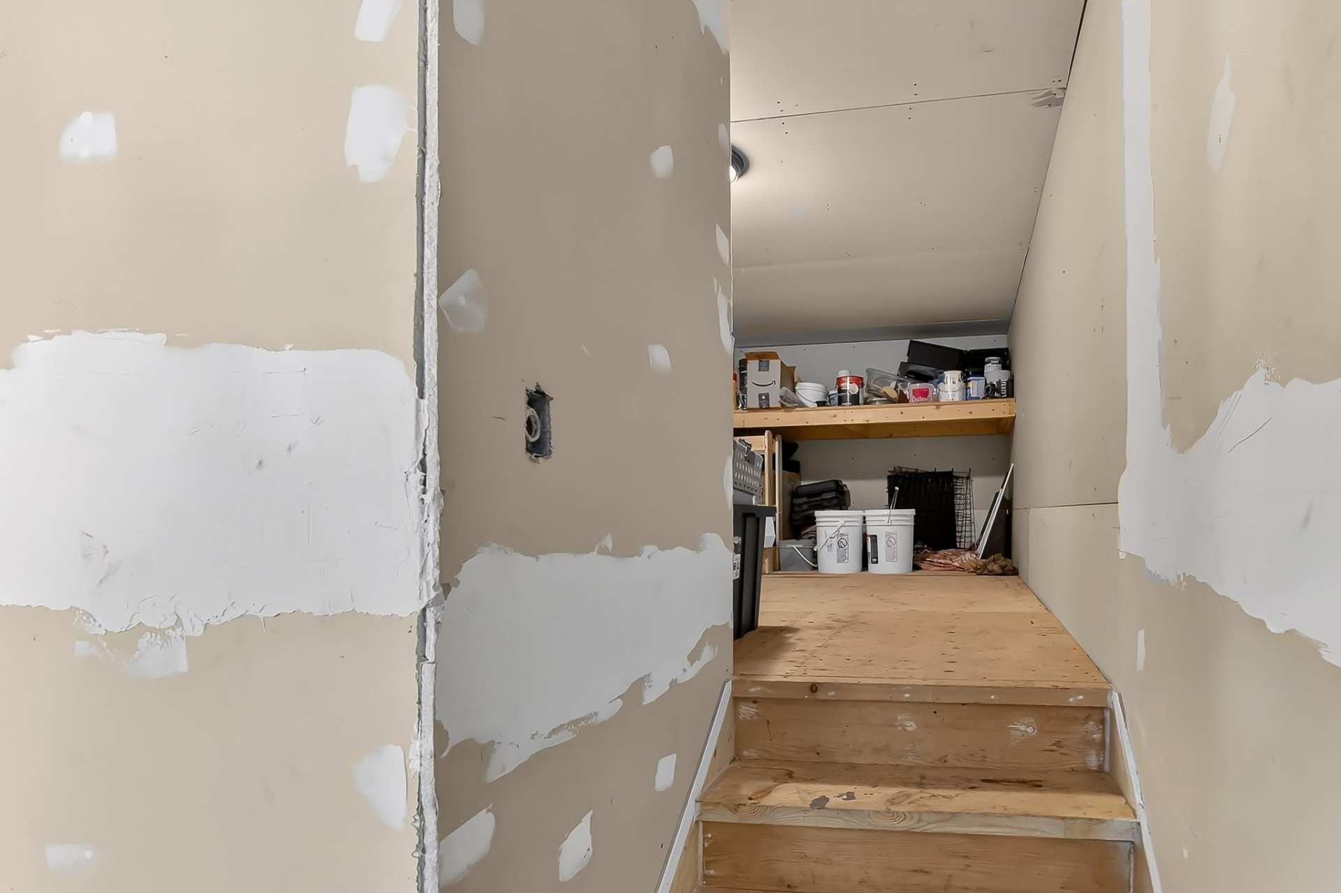 Photo - Garage