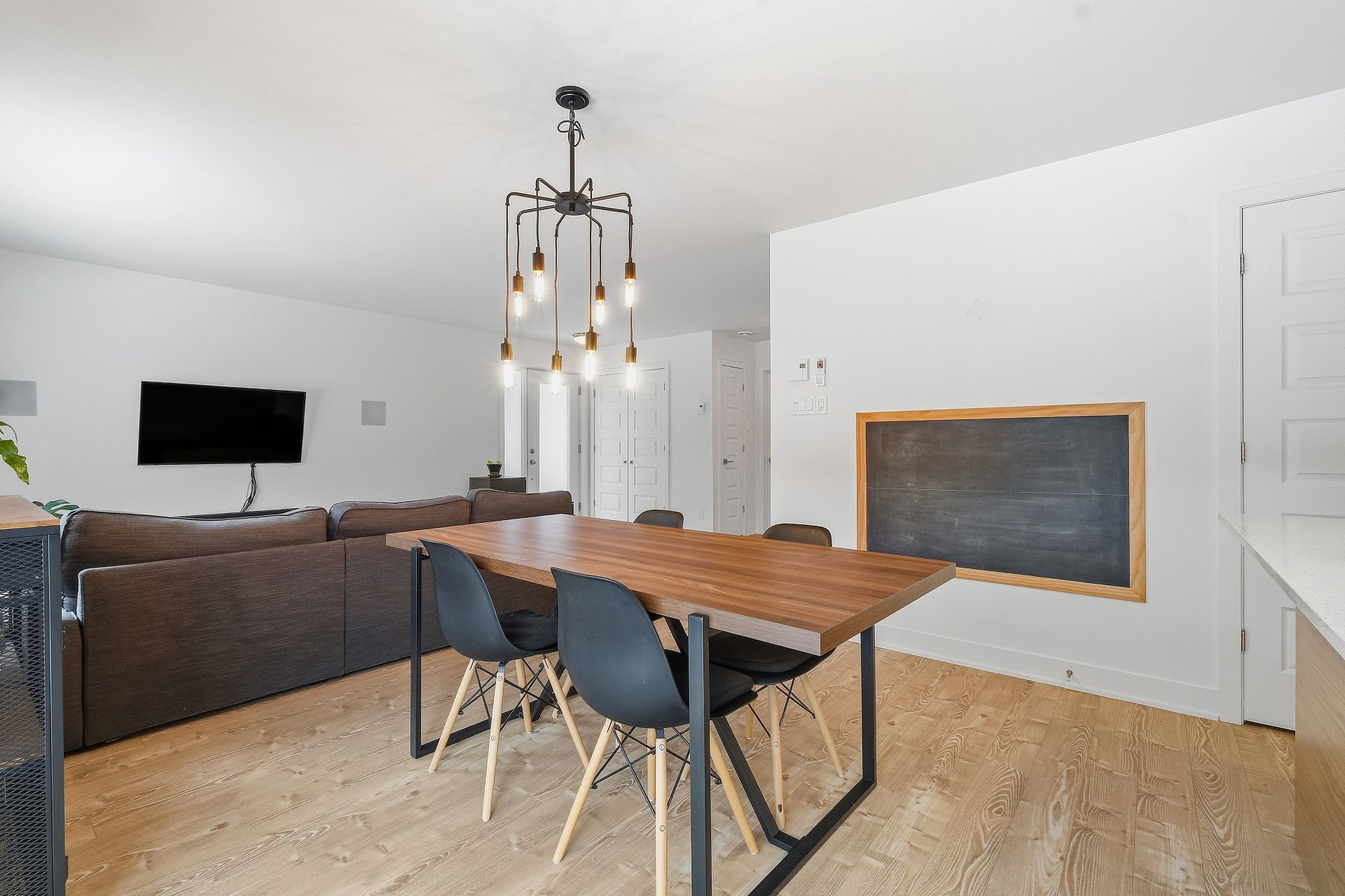 Photo - Salle à manger