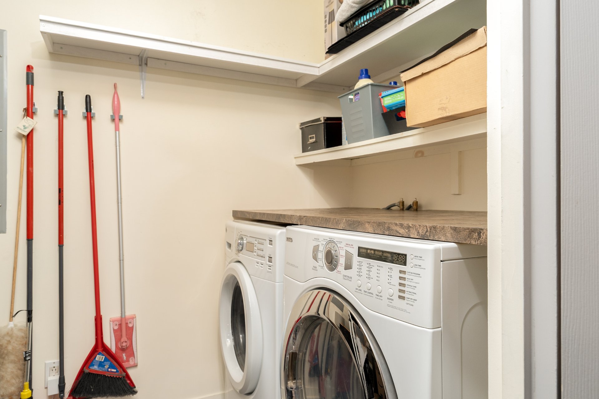 Photo - Laundry room