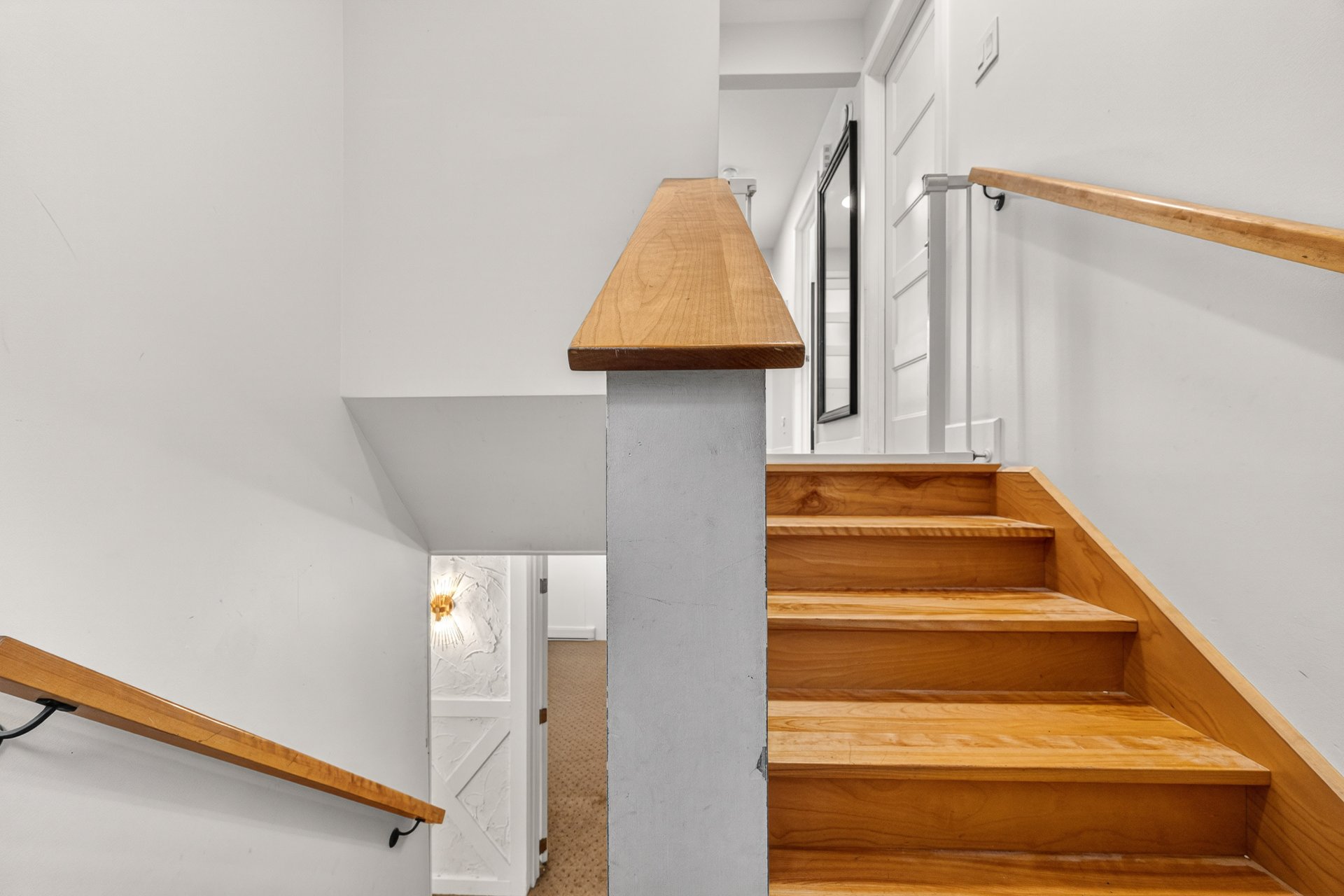 Photo - Escalier