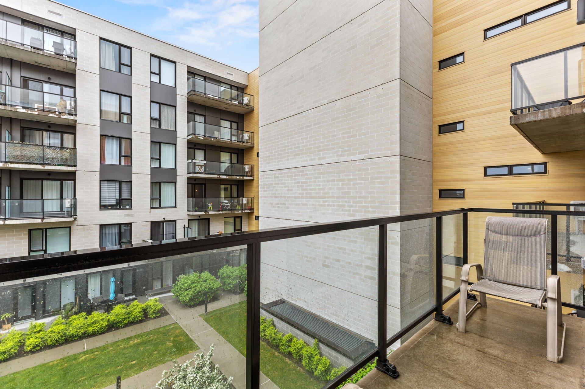 Photo - Balcon
